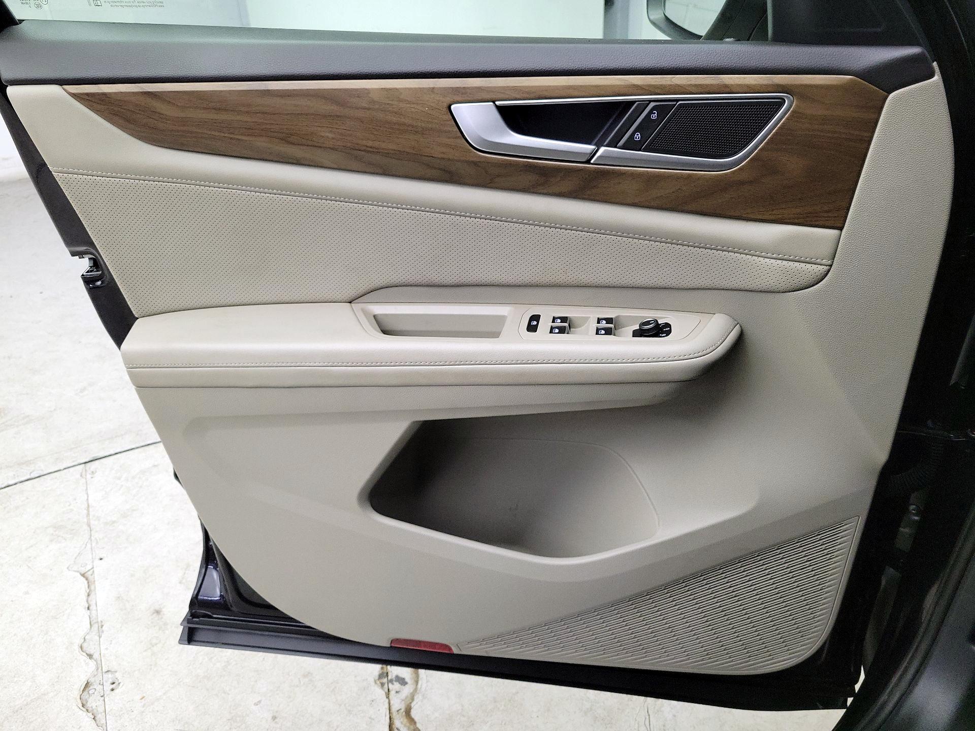 Thumbnail: 2024 Volkswagen Atlas - 12