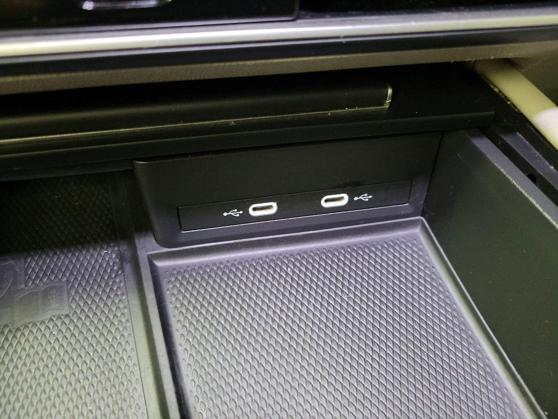 Thumbnail: 2024 Volkswagen Atlas - 18