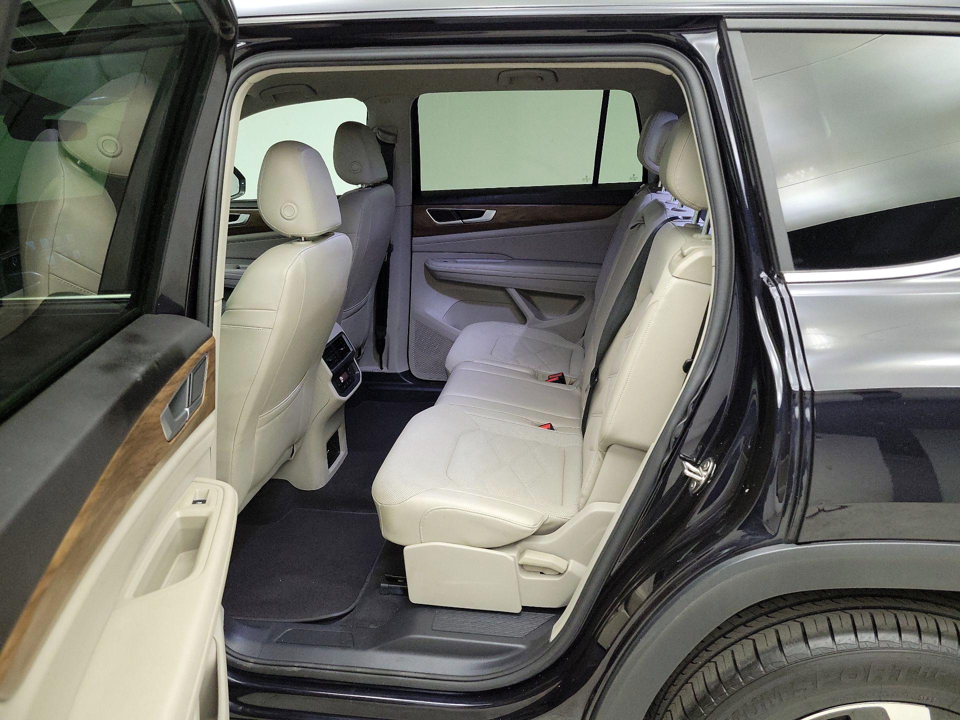 Thumbnail: 2024 Volkswagen Atlas - 19