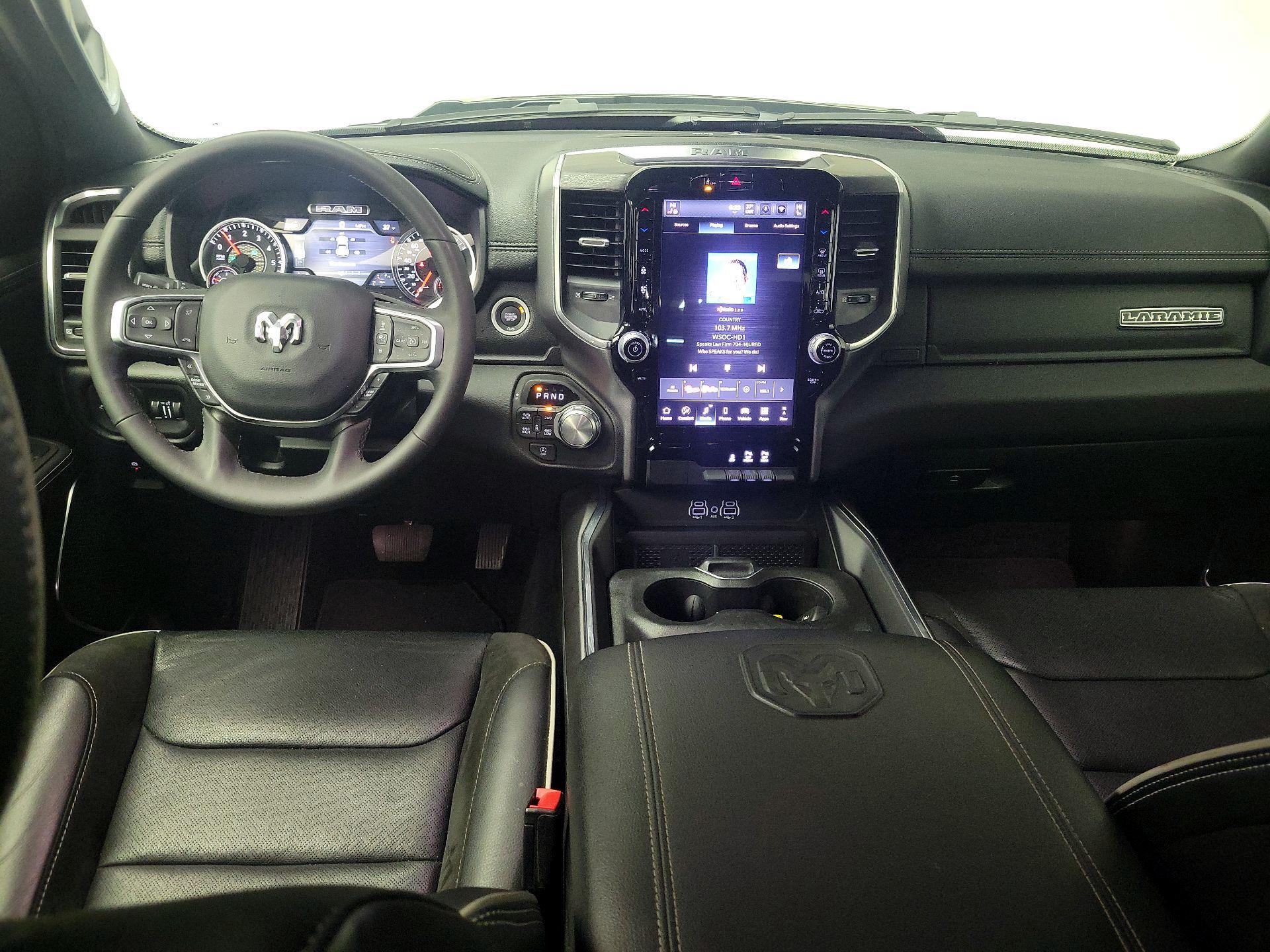 Thumbnail: 2025 RAM 1500 - 9