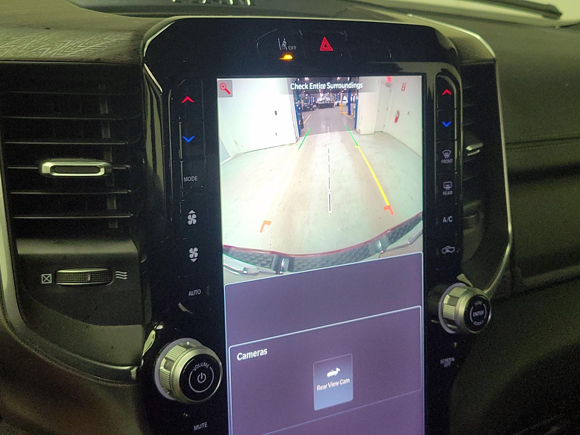 Thumbnail: 2025 RAM 1500 - 14