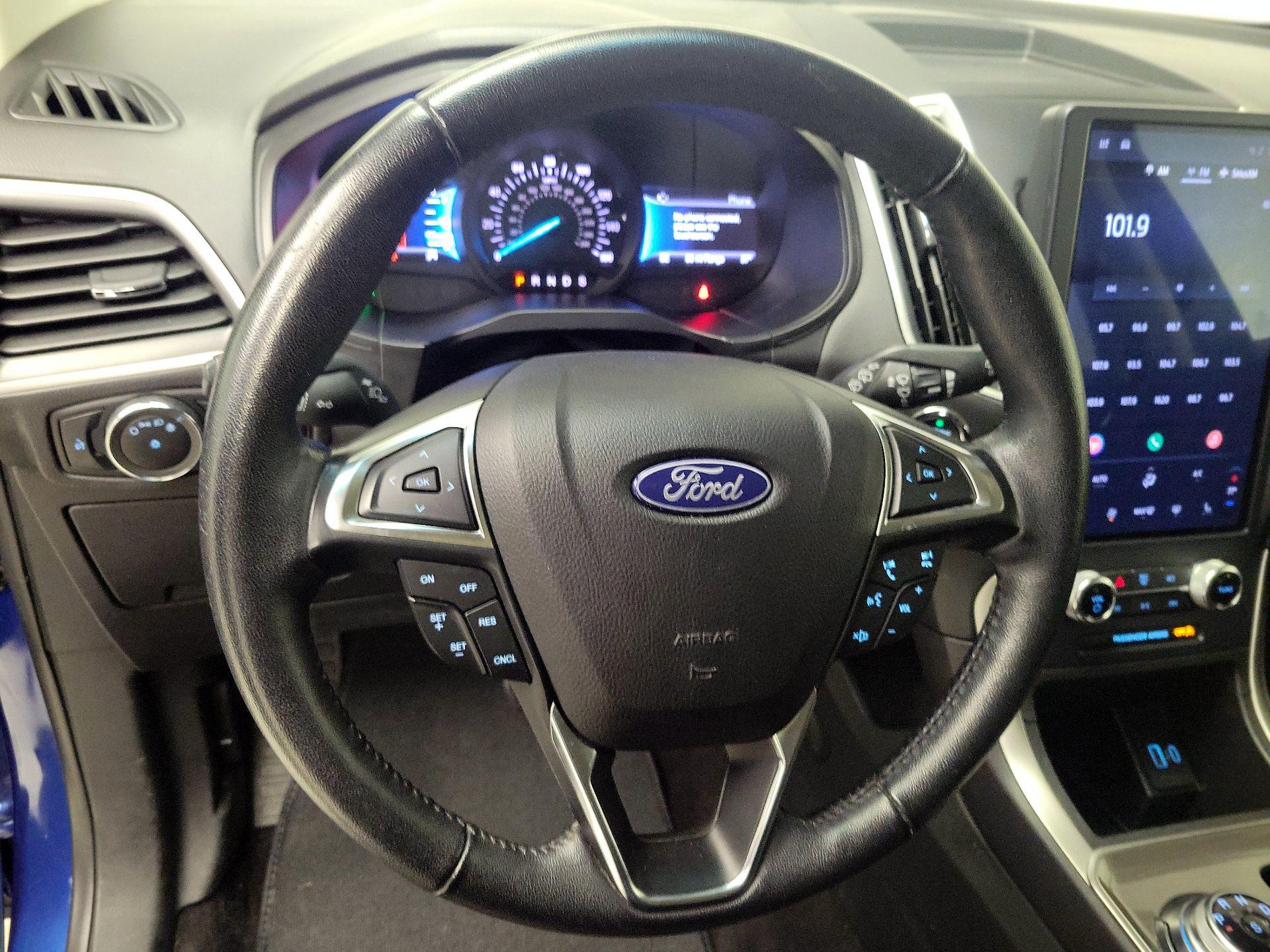 Thumbnail: 2023 Ford Edge - 10