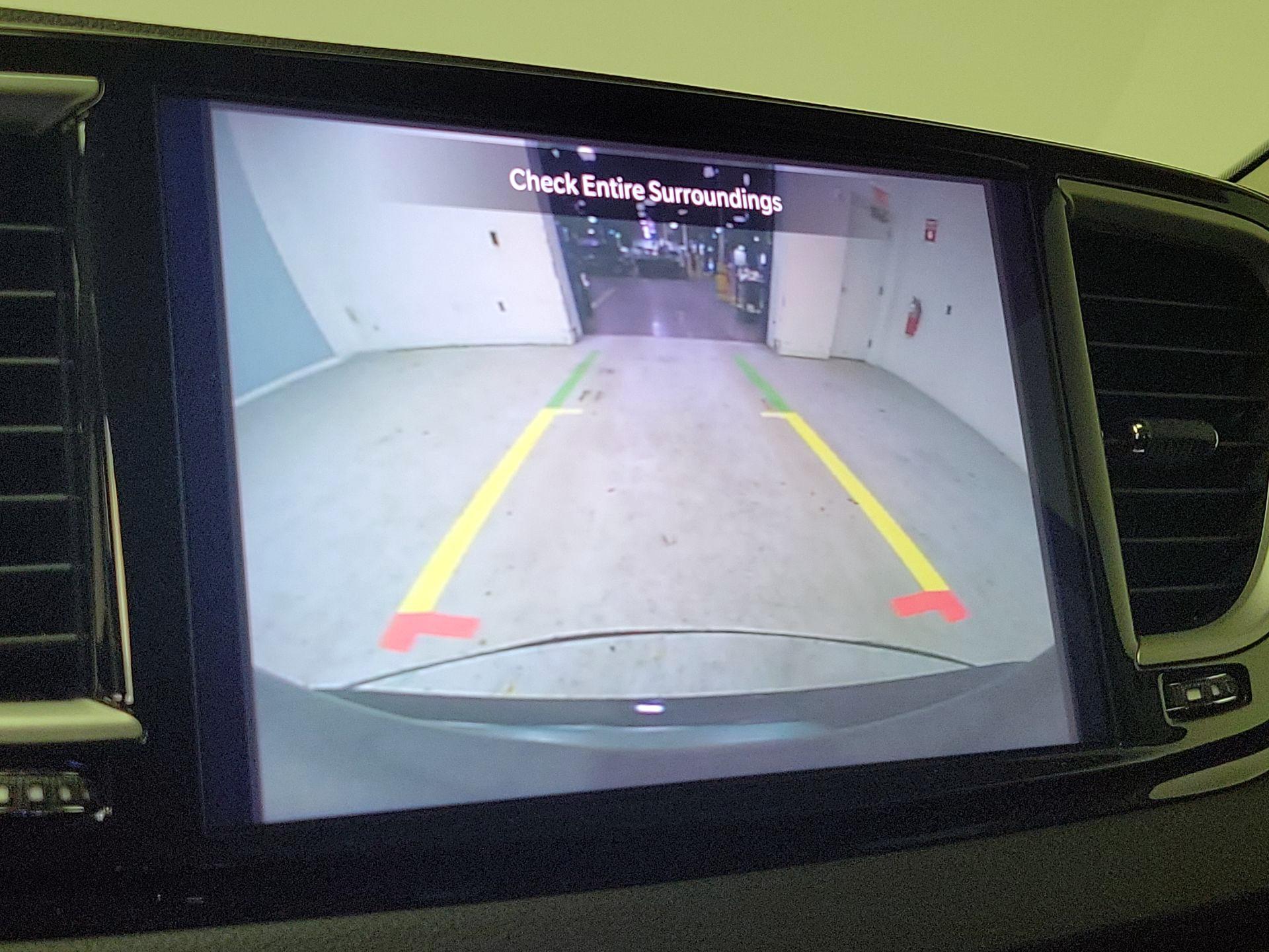 Thumbnail: 2024 Chrysler Pacifica - 14