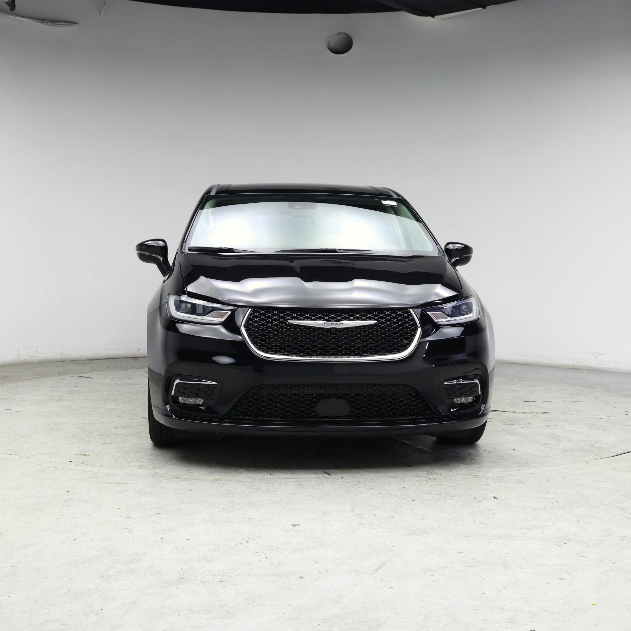 Thumbnail: 2024 Chrysler Pacifica - 5