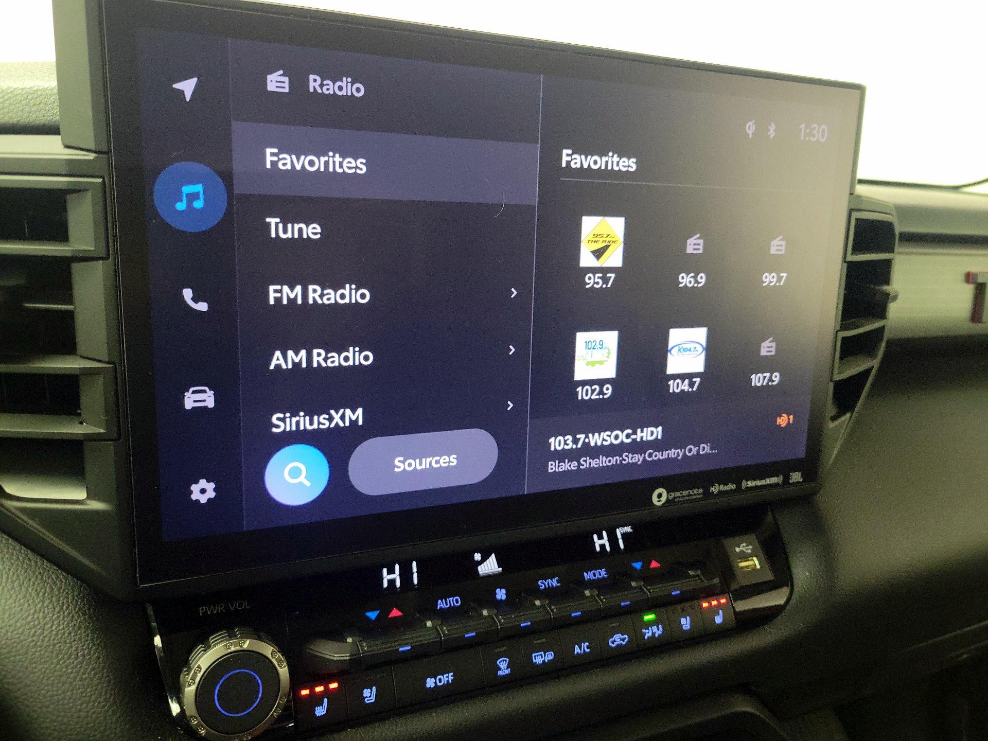 Thumbnail: 2023 Toyota Tundra - 15