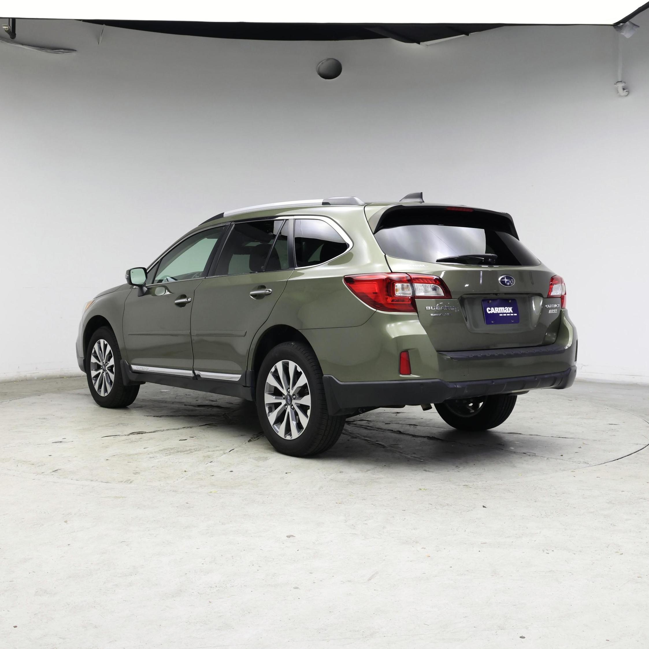 Thumbnail: 2017 Subaru Outback - 2
