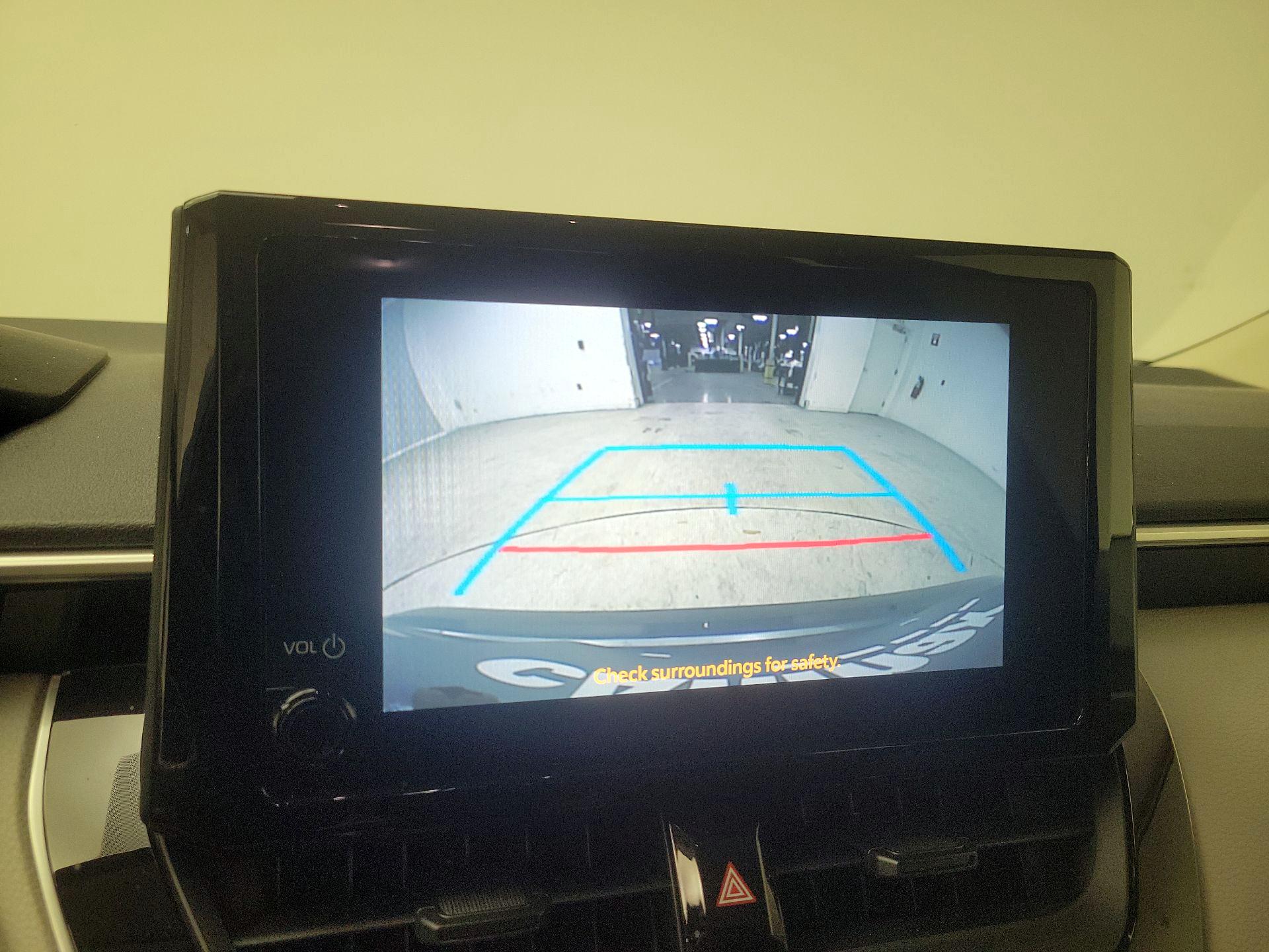 Thumbnail: 2025 Toyota Corolla - 14