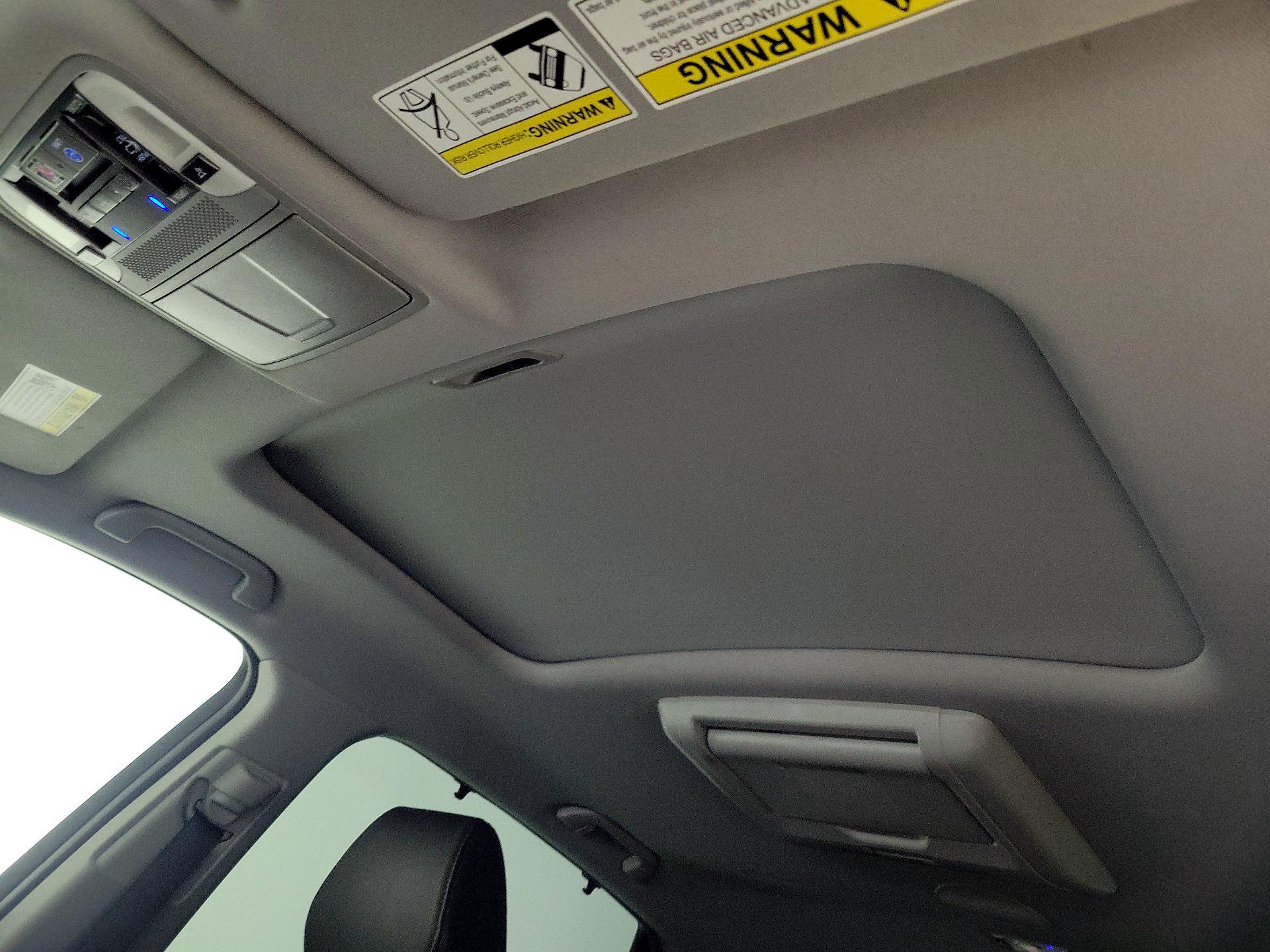 Thumbnail: 2017 Acura MDX - 19