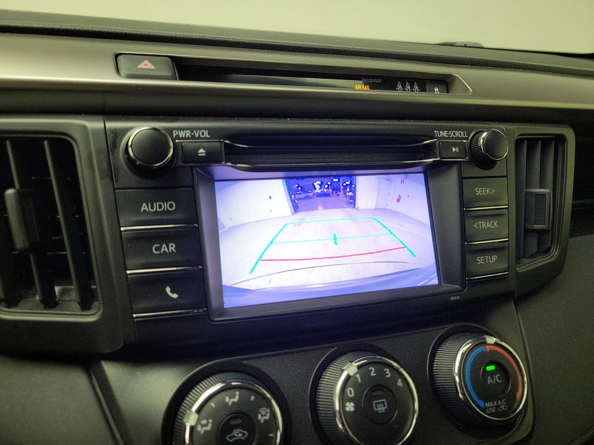 Thumbnail: 2018 Toyota RAV4 - 14