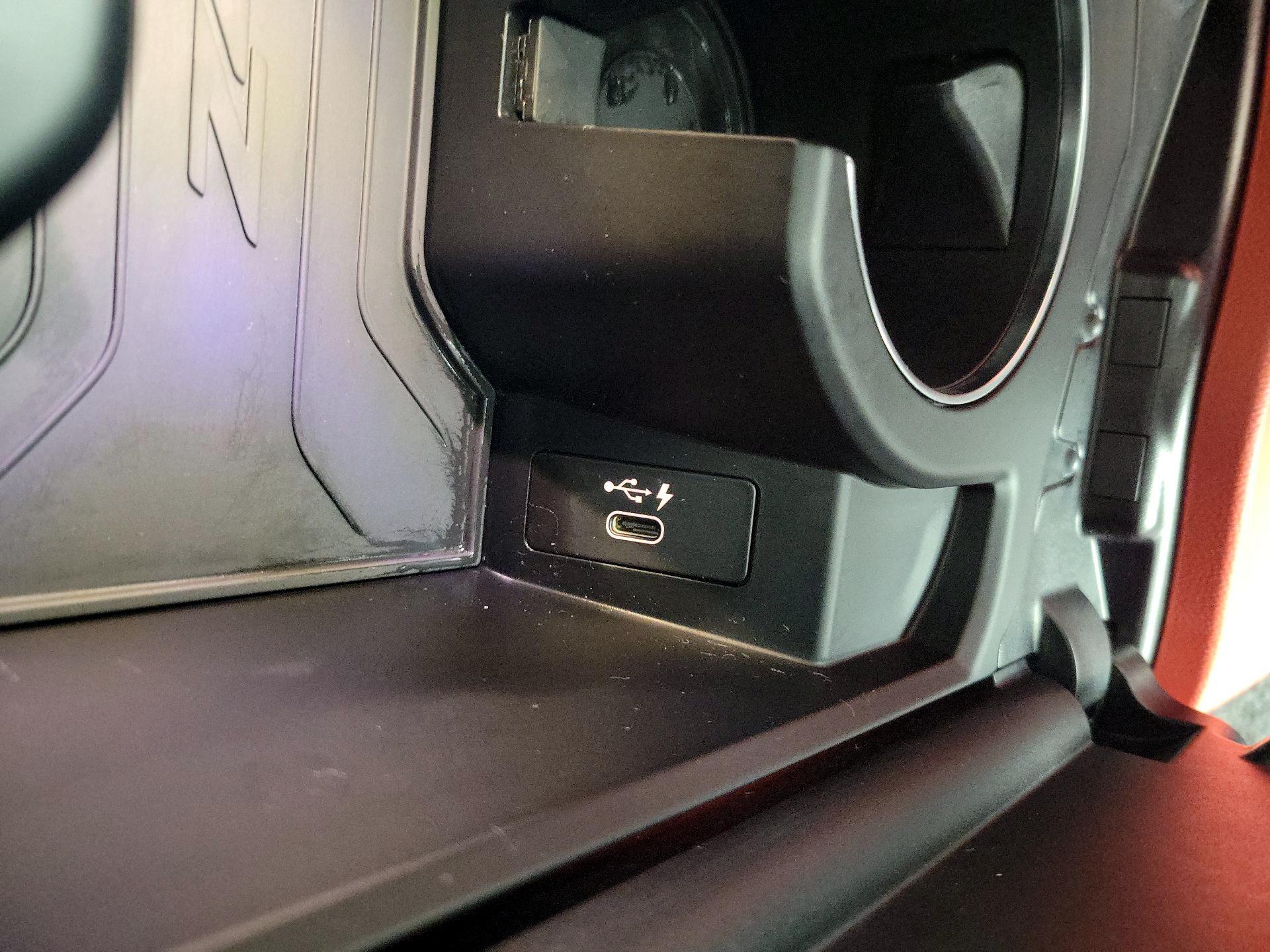 Thumbnail: 2021 BMW Z4 - 18