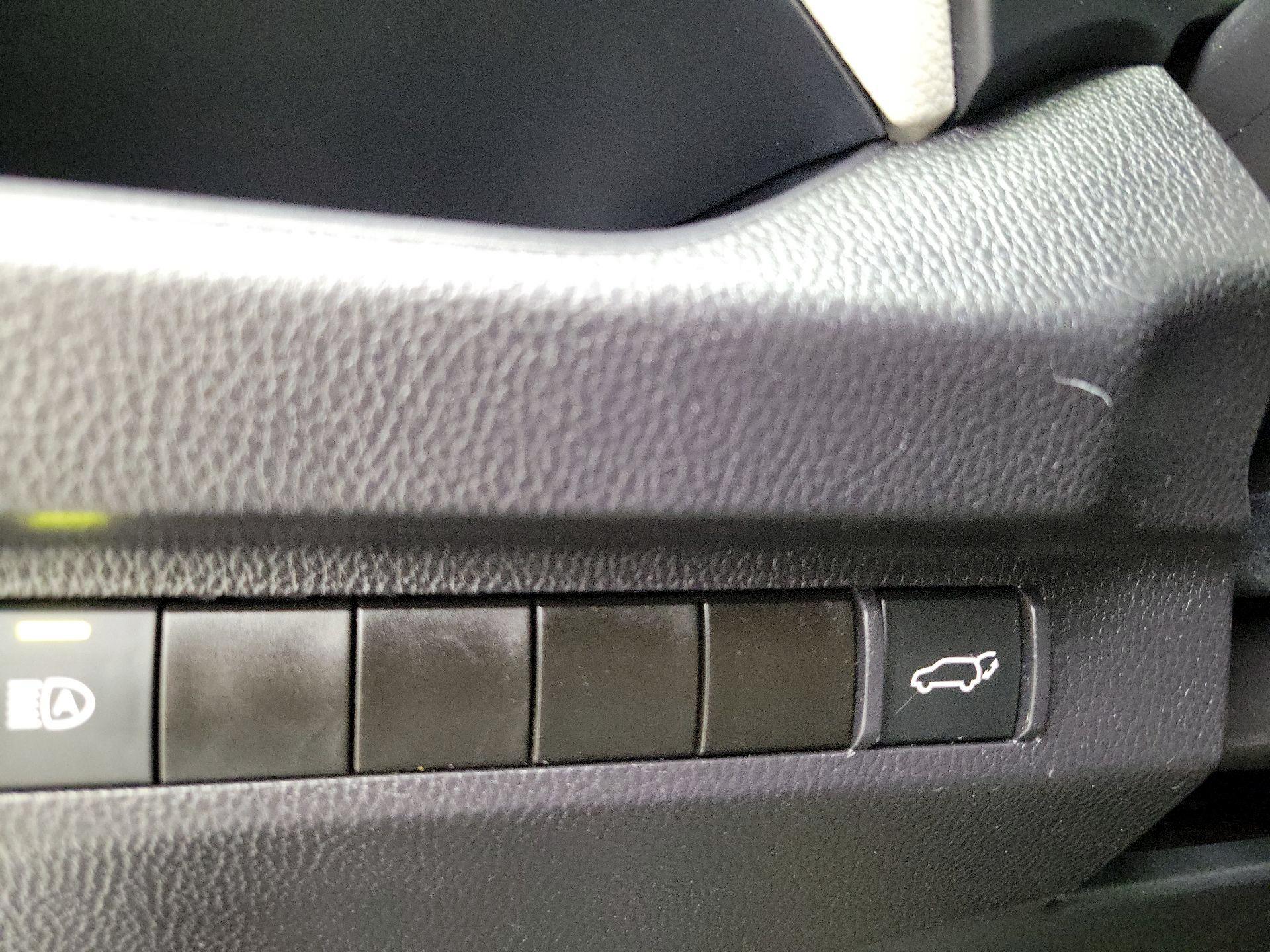 Thumbnail: 2025 Toyota RAV4 - 13