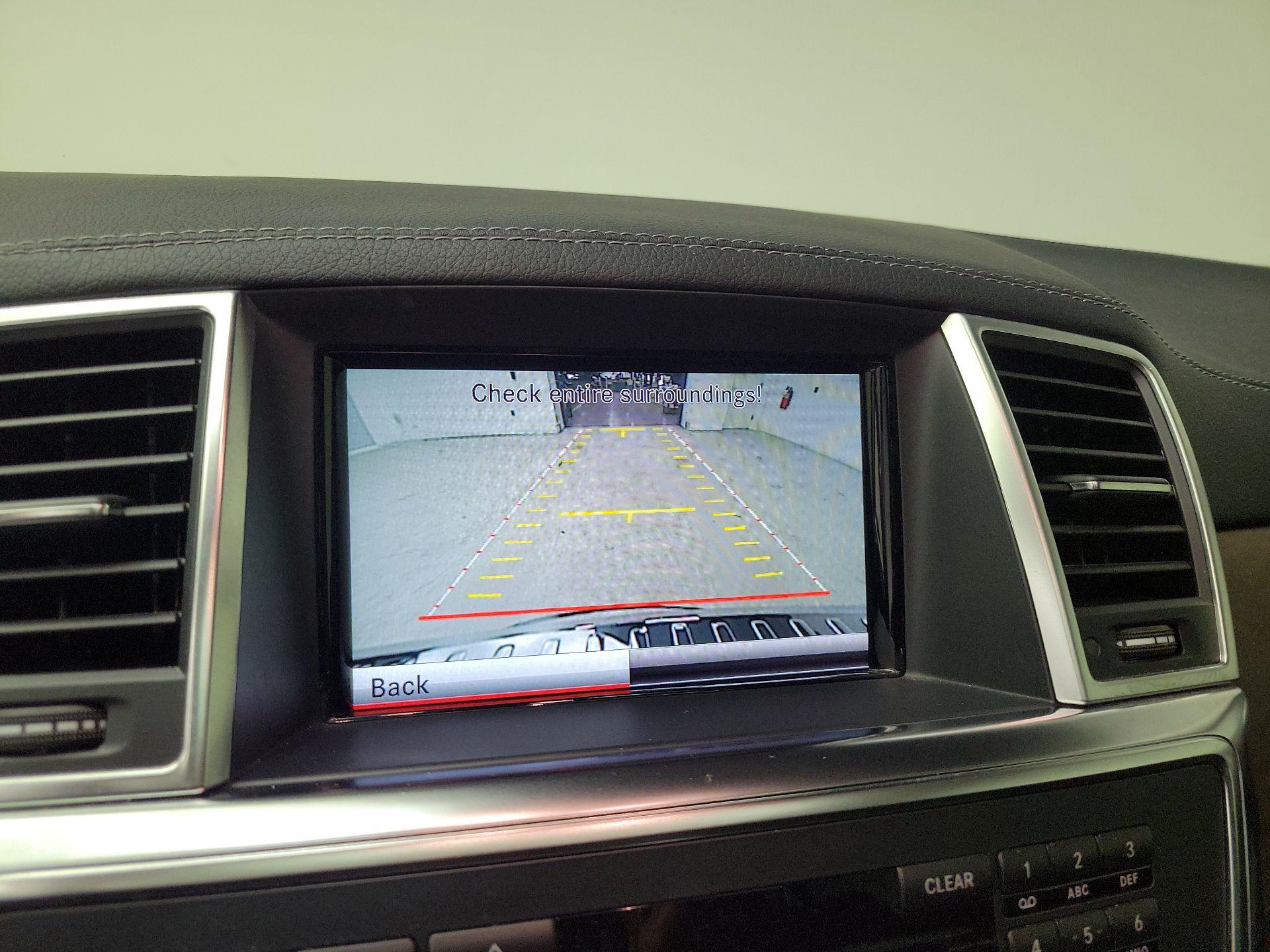 Thumbnail: 2016 Mercedes-Benz GL-Class - 15