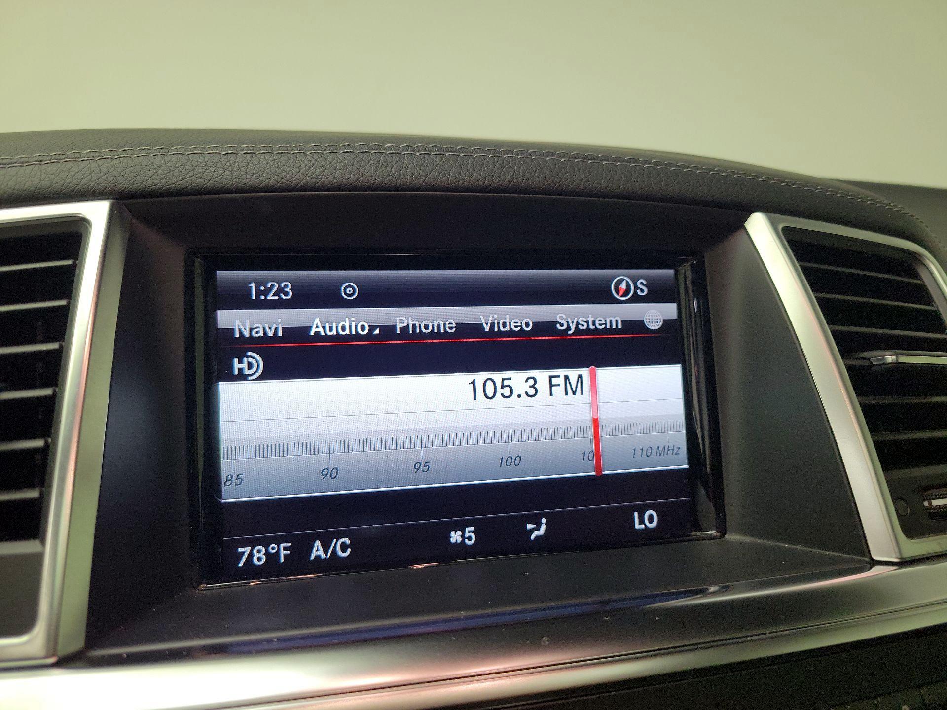 Thumbnail: 2016 Mercedes-Benz GL-Class - 16