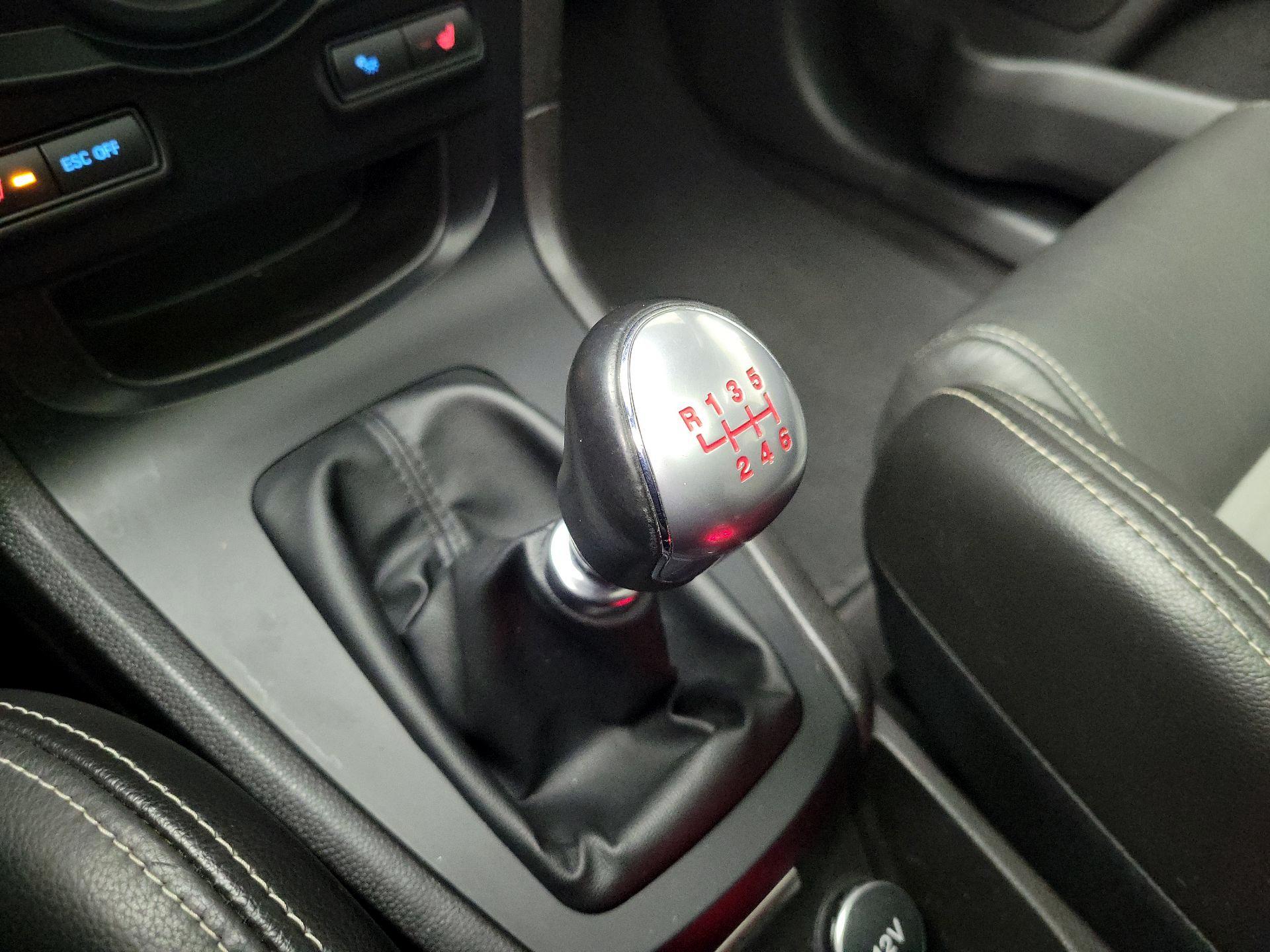 Thumbnail: 2018 Ford Fiesta - 17