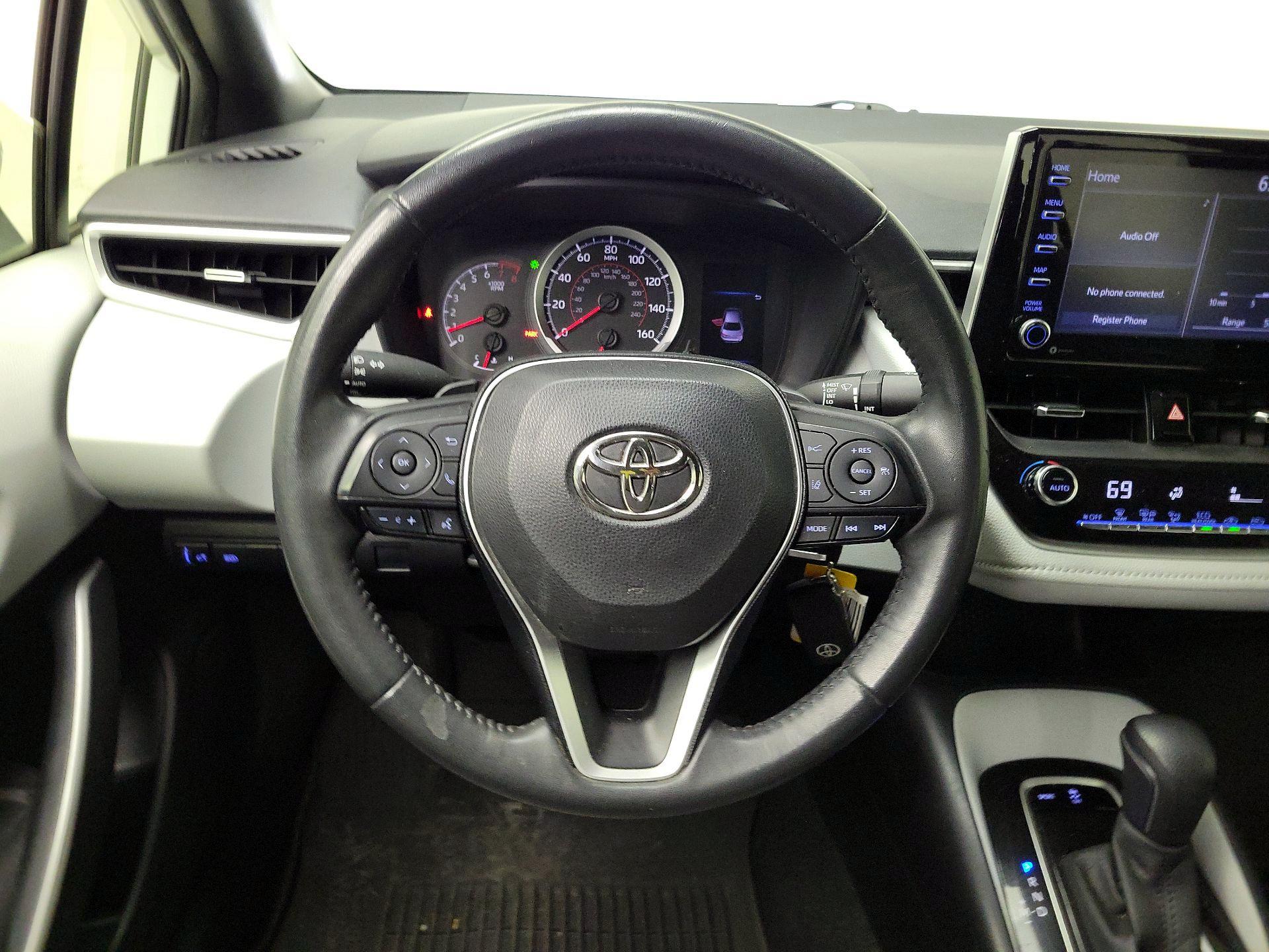 Thumbnail: 2021 Toyota Corolla - 10