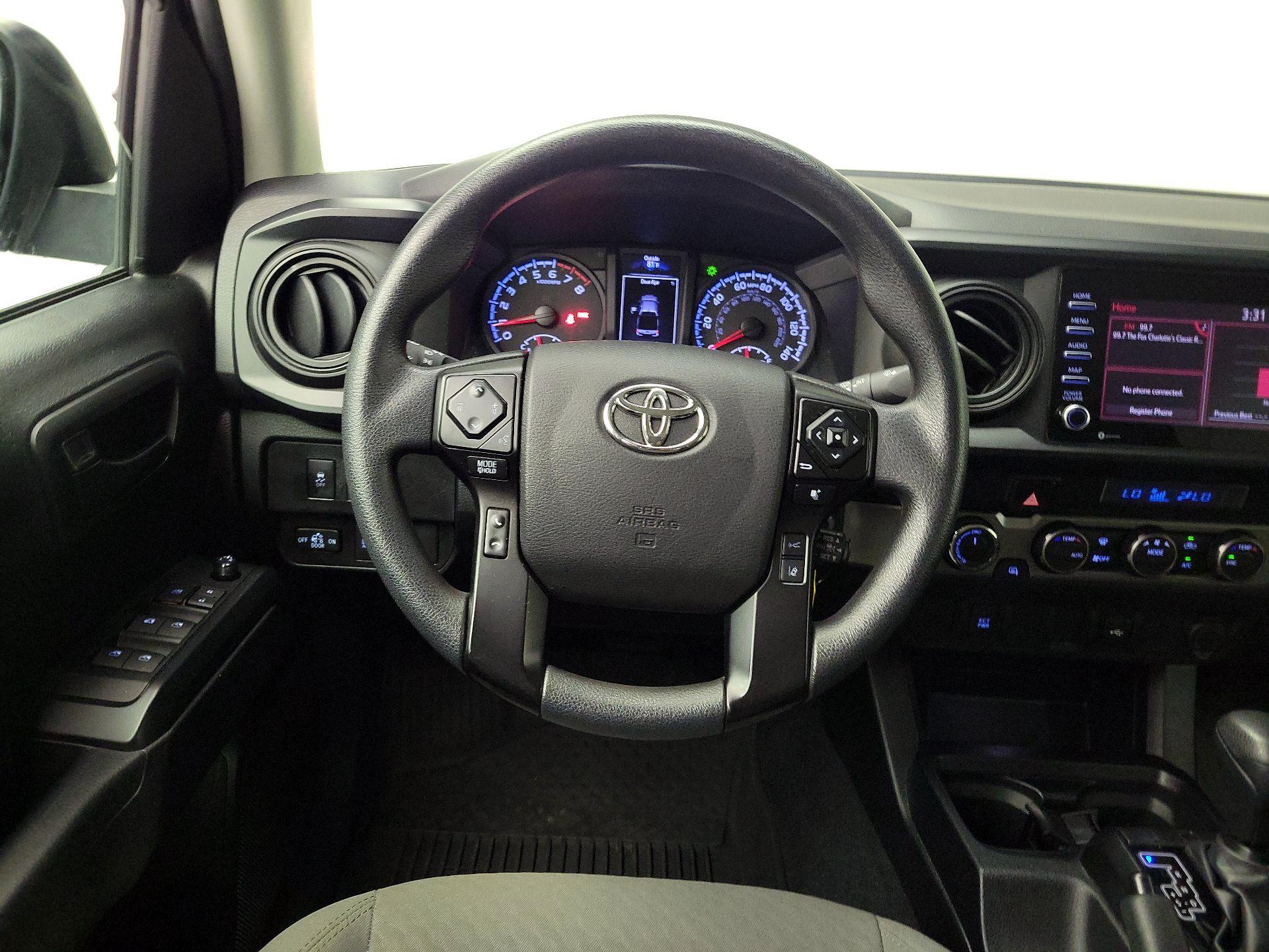 Thumbnail: 2022 Toyota Tacoma - 10