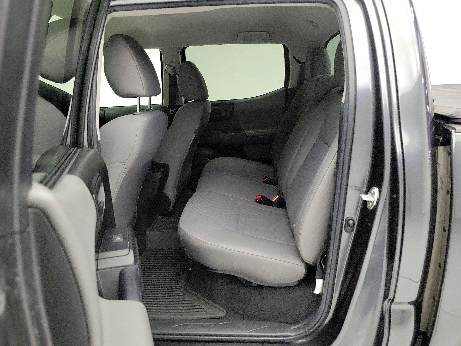 Thumbnail: 2022 Toyota Tacoma - 19