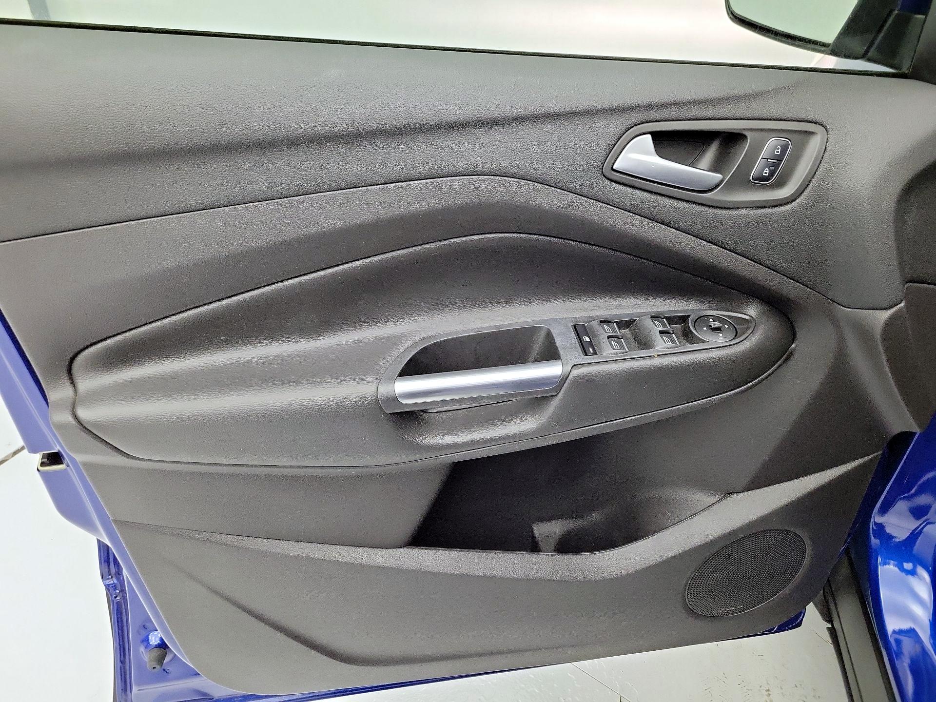 Thumbnail: 2017 Ford Escape - 12