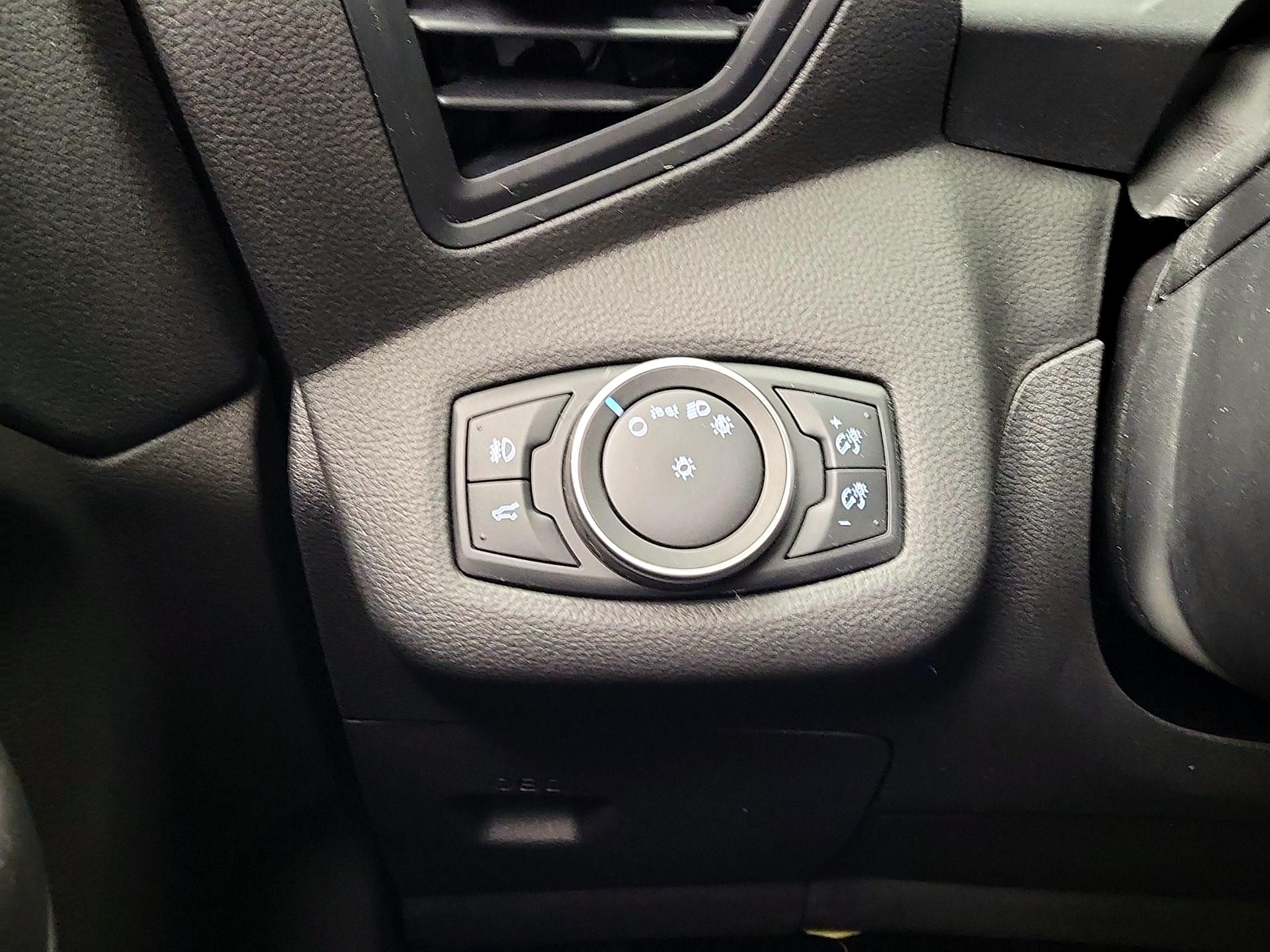 Thumbnail: 2017 Ford Escape - 13