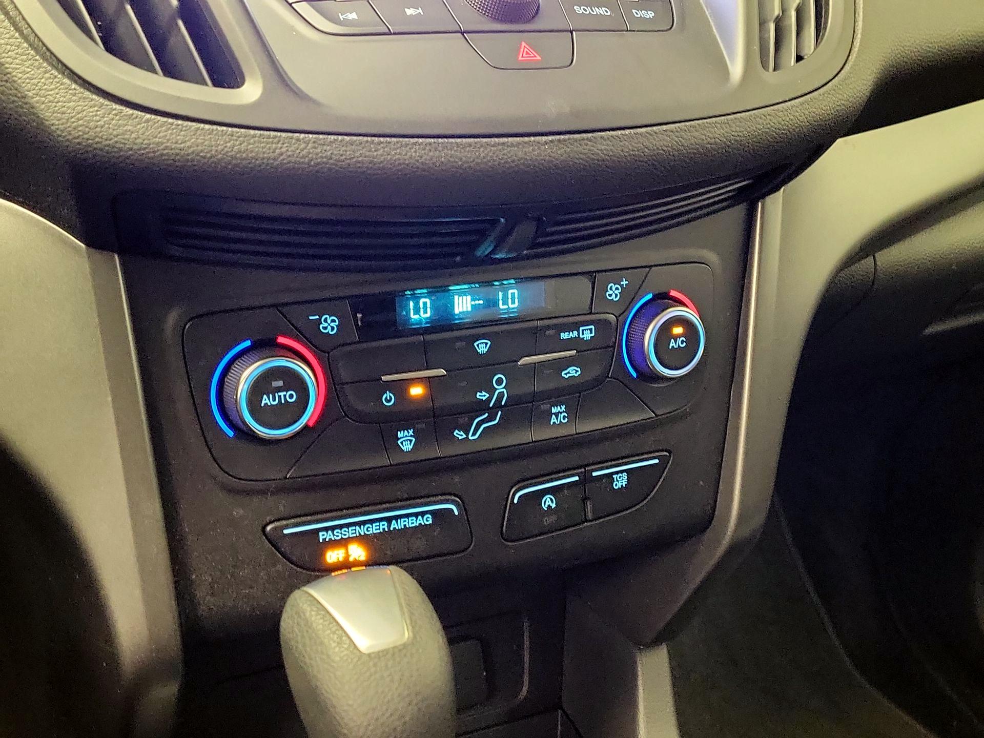 Thumbnail: 2017 Ford Escape - 16