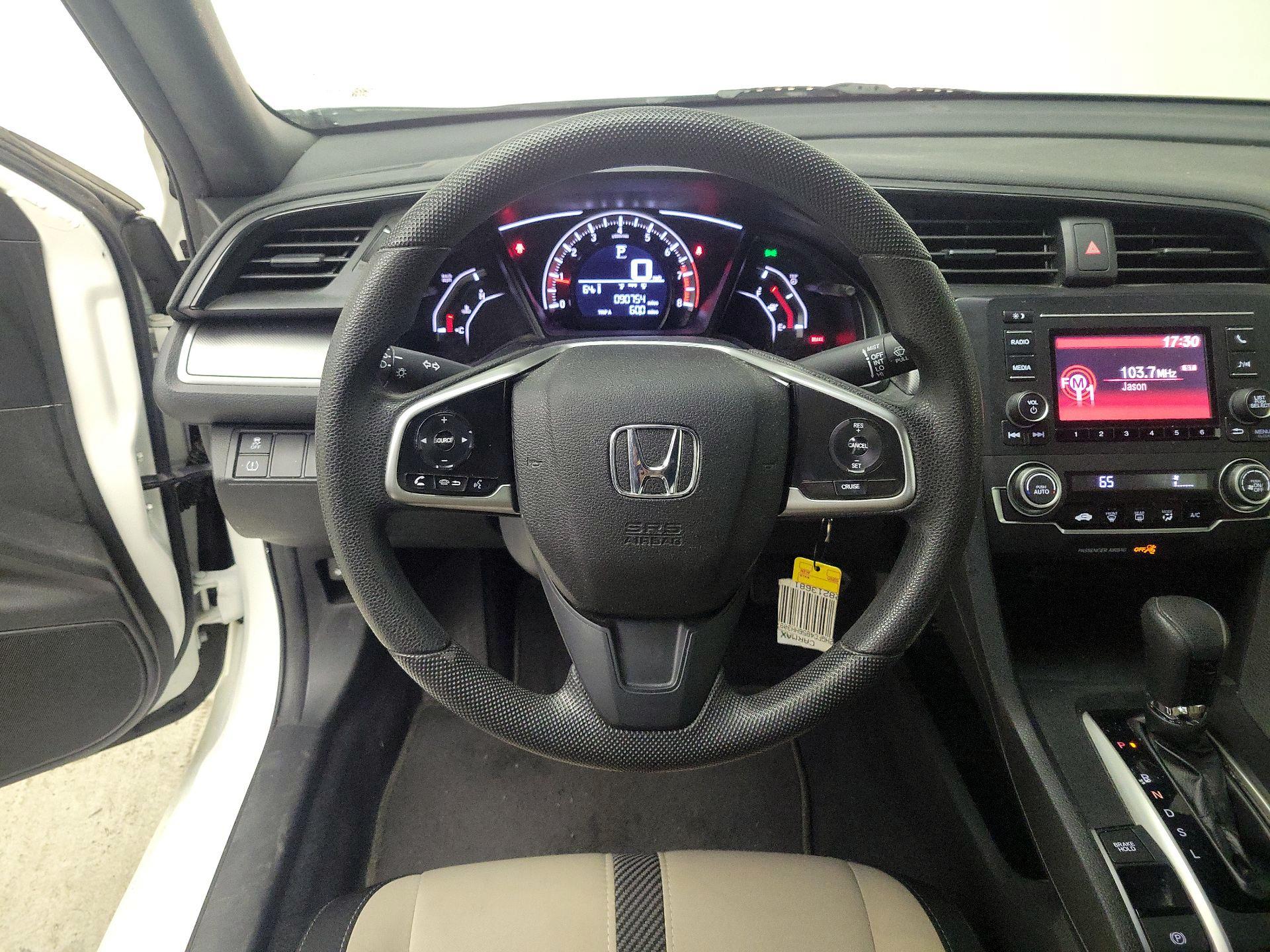 Thumbnail: 2017 Honda Civic - 10