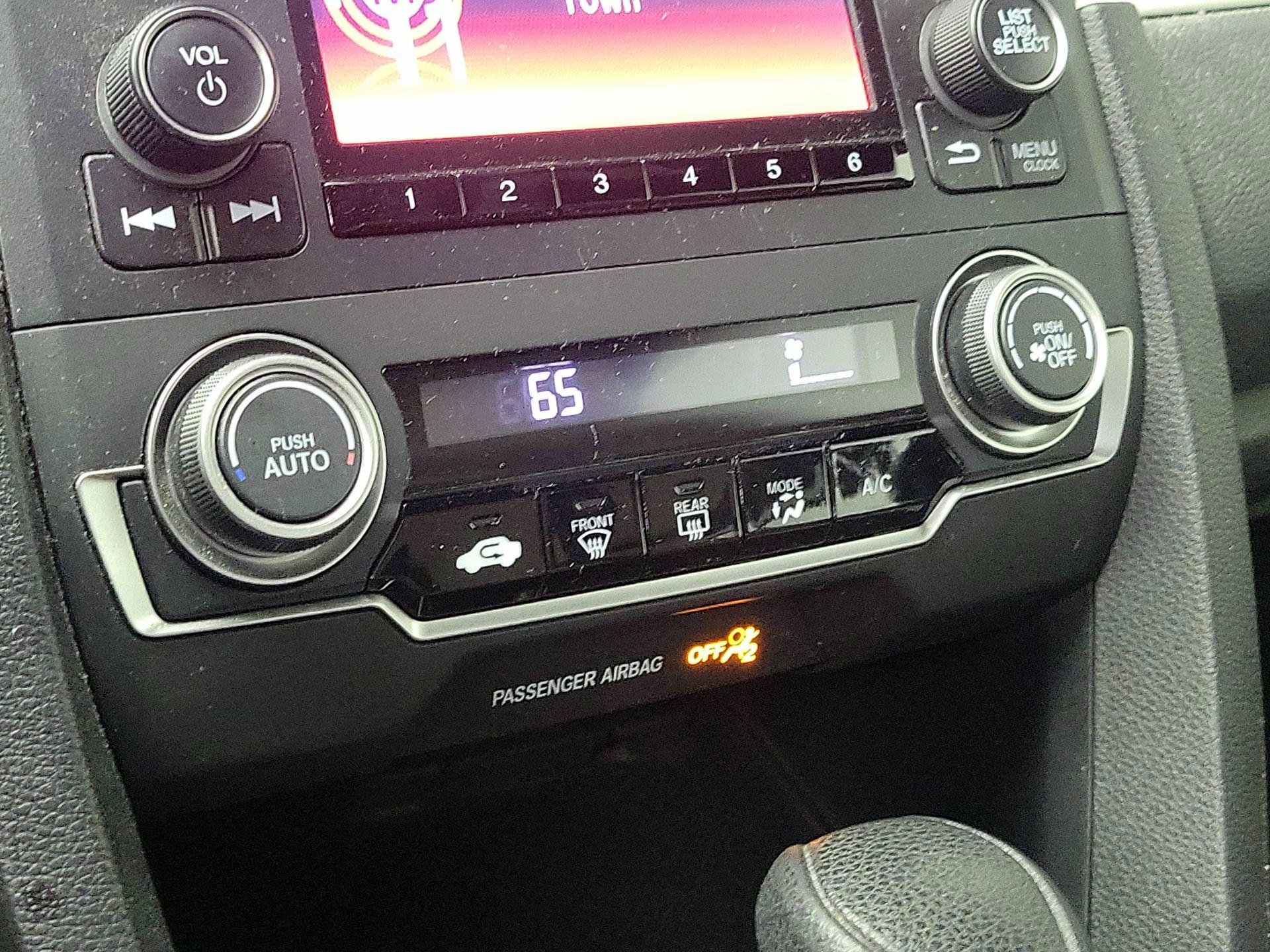 Thumbnail: 2017 Honda Civic - 16