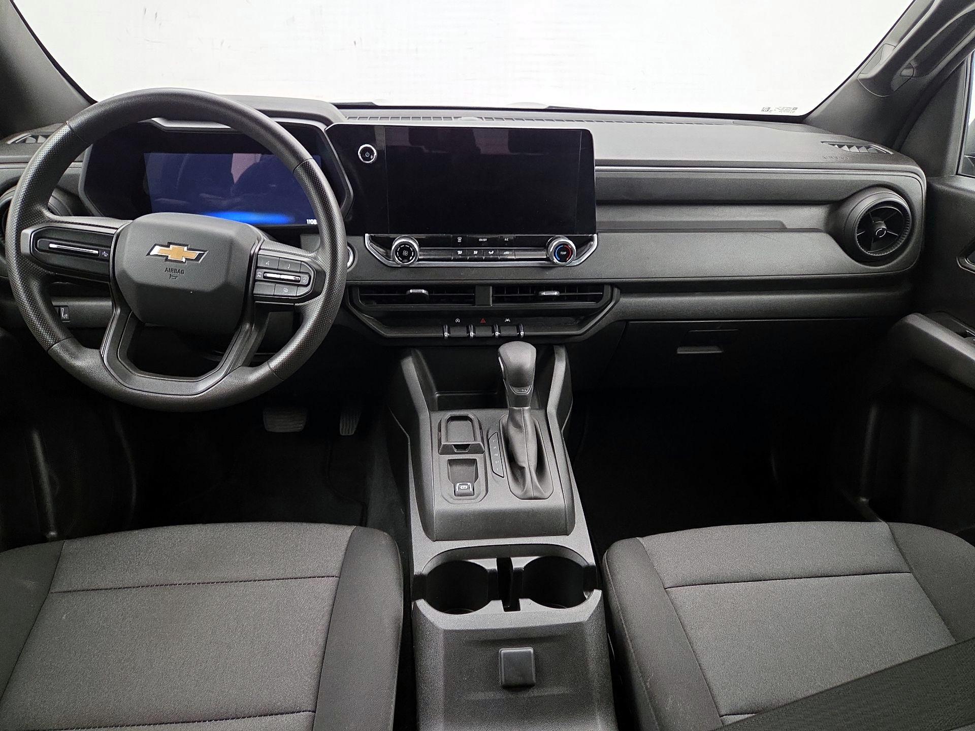 Thumbnail: 2024 Chevrolet Colorado - 9