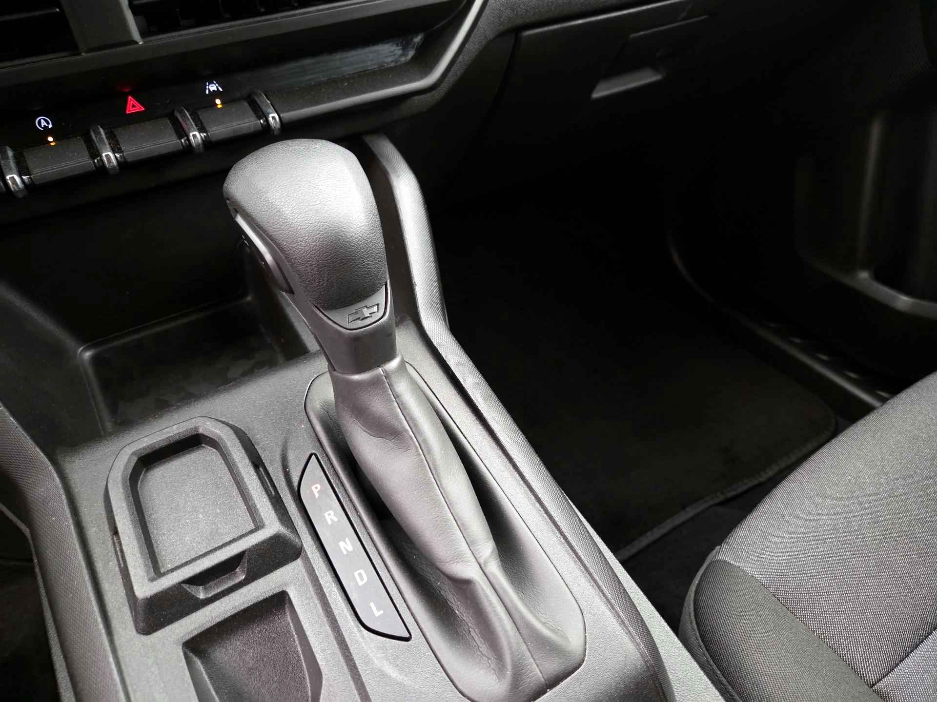 Thumbnail: 2024 Chevrolet Colorado - 16