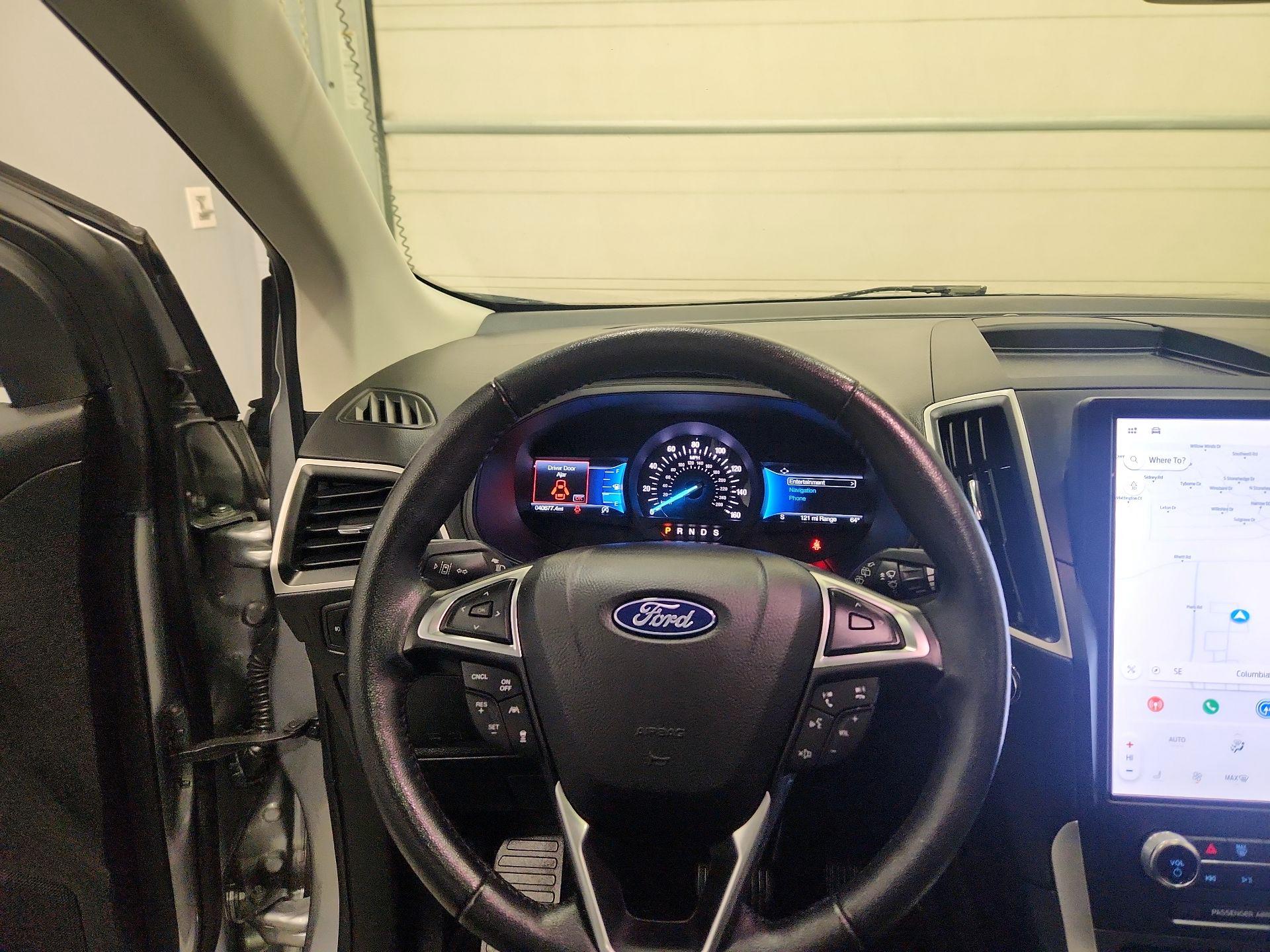 Thumbnail: 2023 Ford Edge - 10