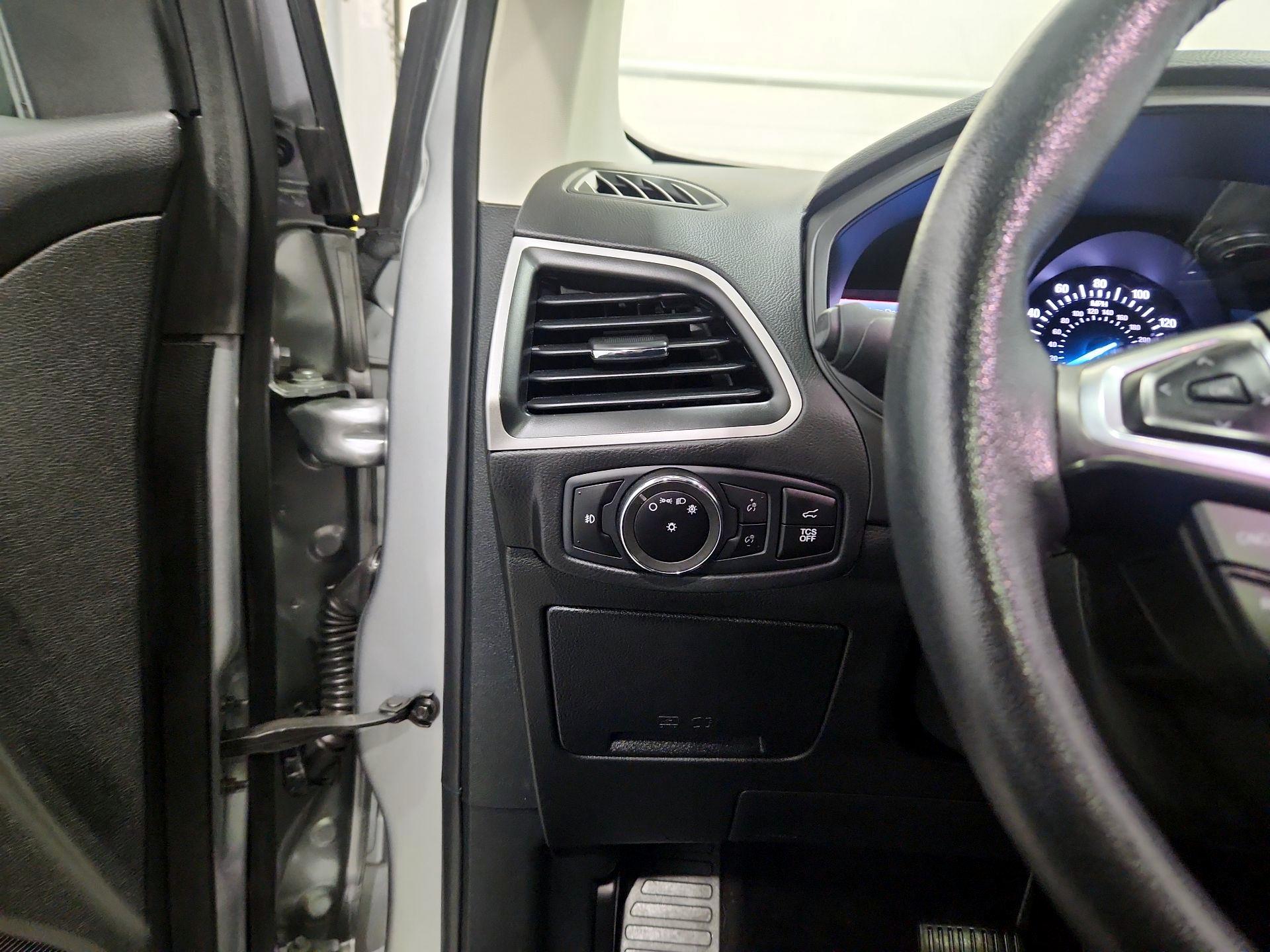 Thumbnail: 2023 Ford Edge - 13