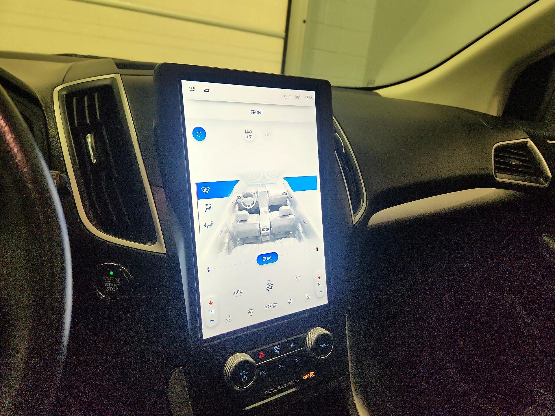 Thumbnail: 2023 Ford Edge - 17