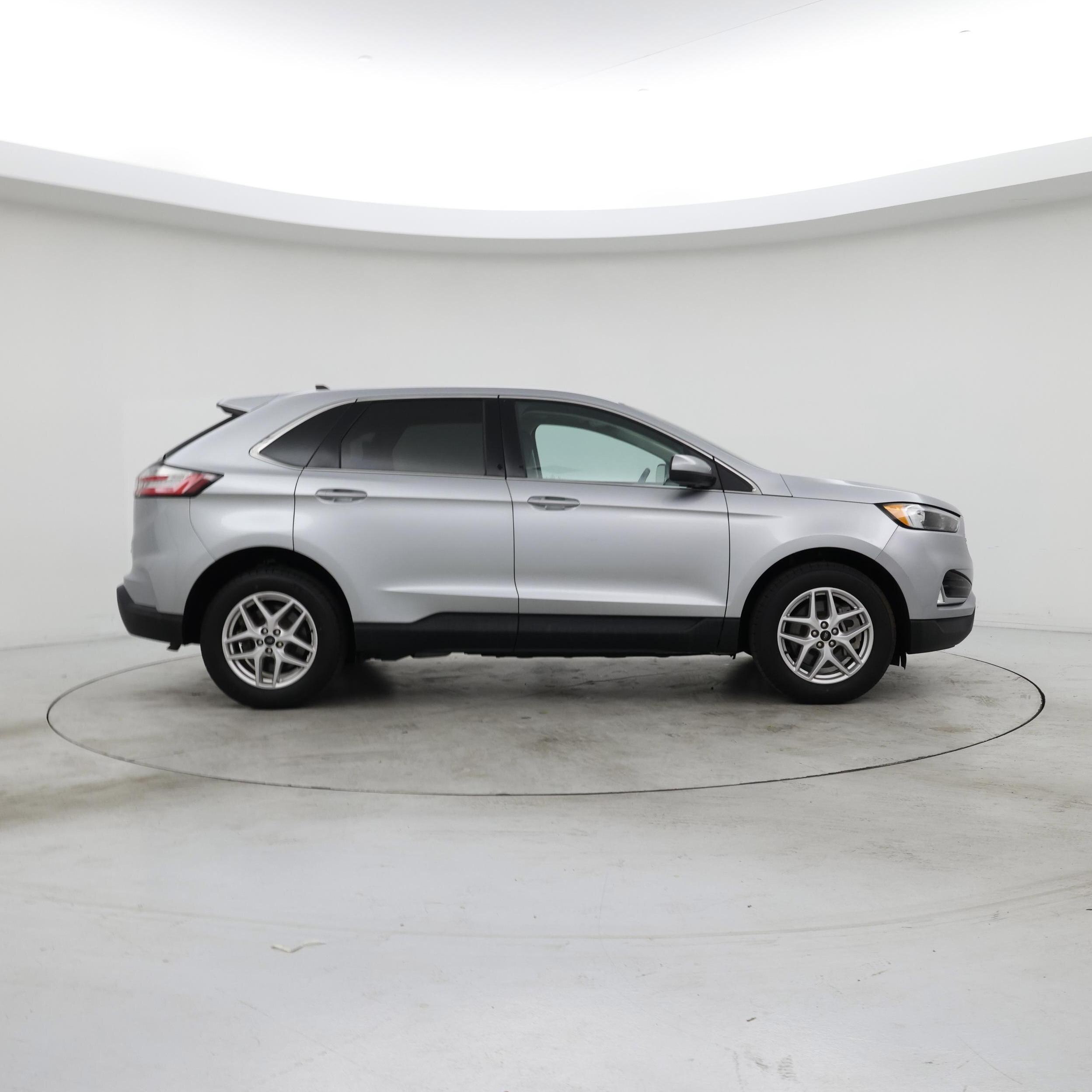 Thumbnail: 2023 Ford Edge - 7