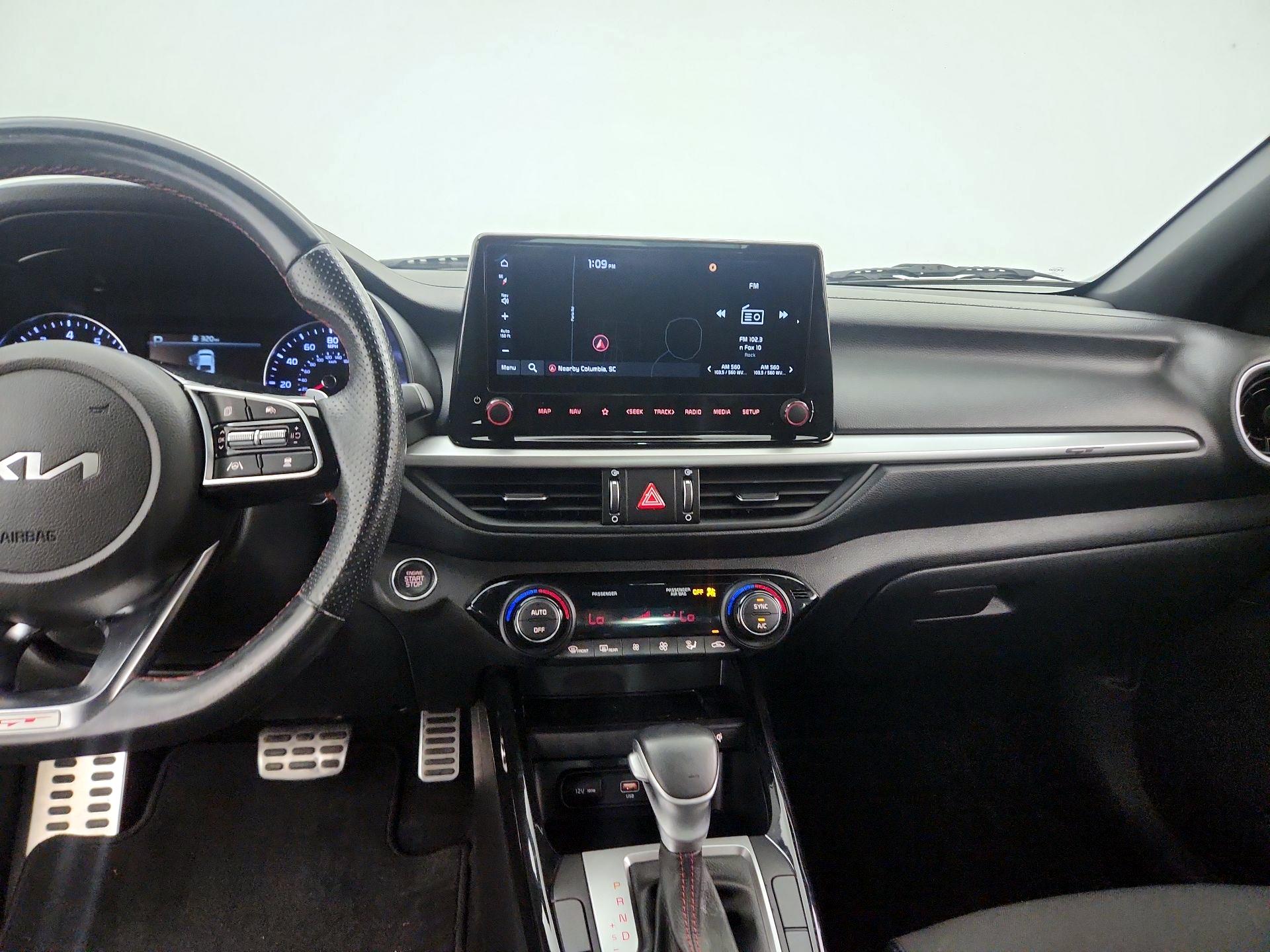 Thumbnail: 2023 Kia Forte - 9