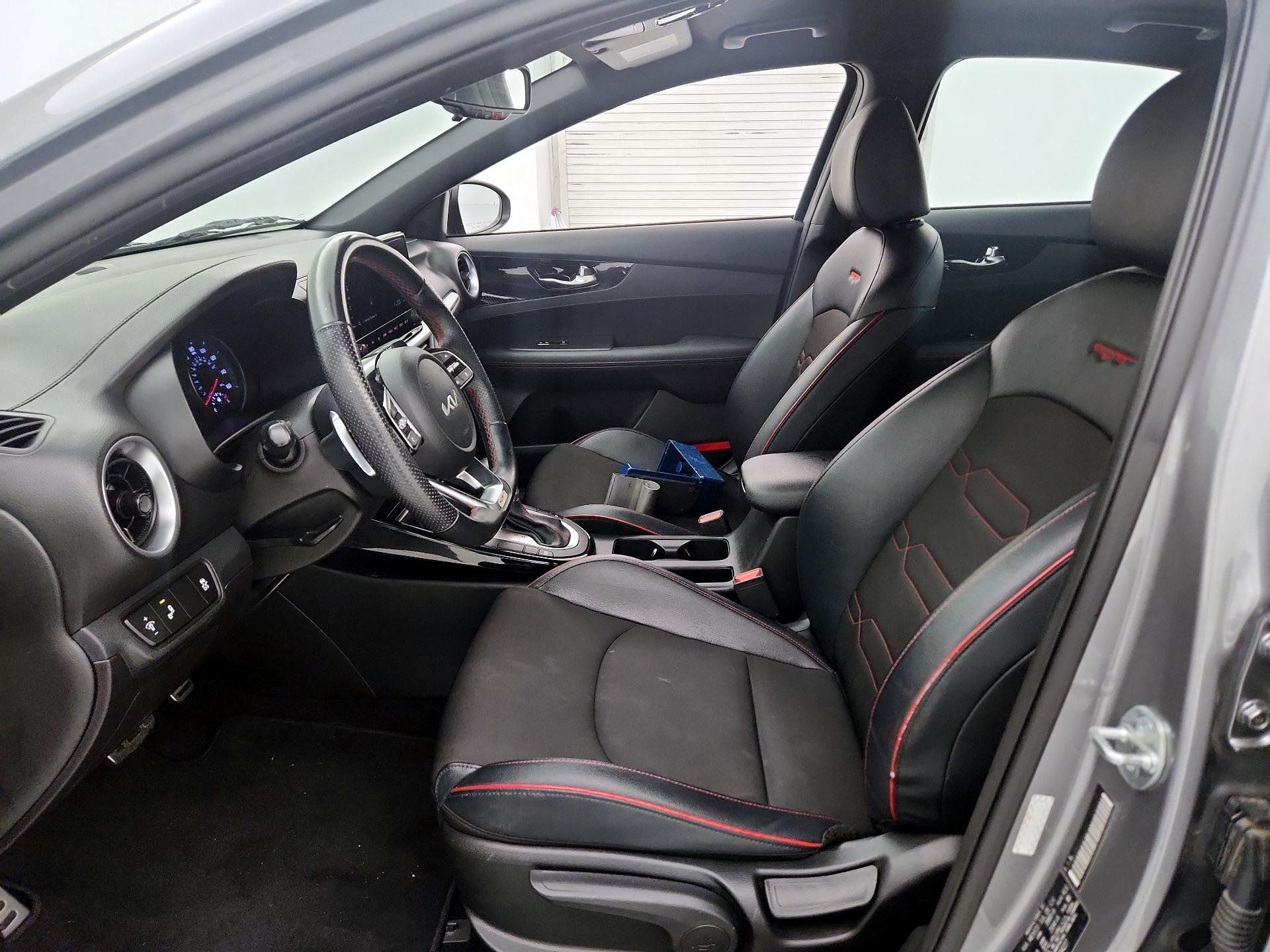 Thumbnail: 2023 Kia Forte - 11