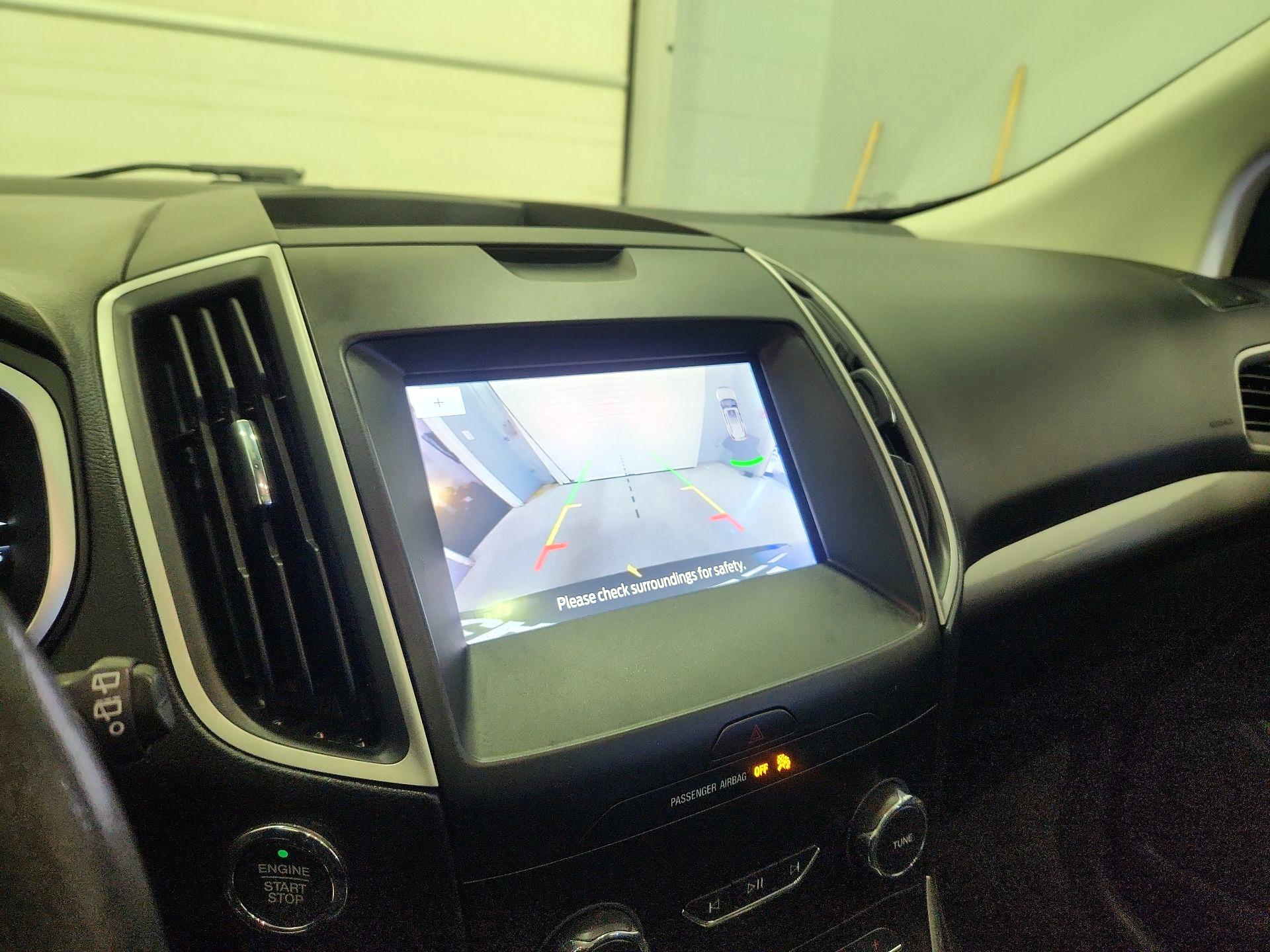 Thumbnail: 2020 Ford Edge - 15