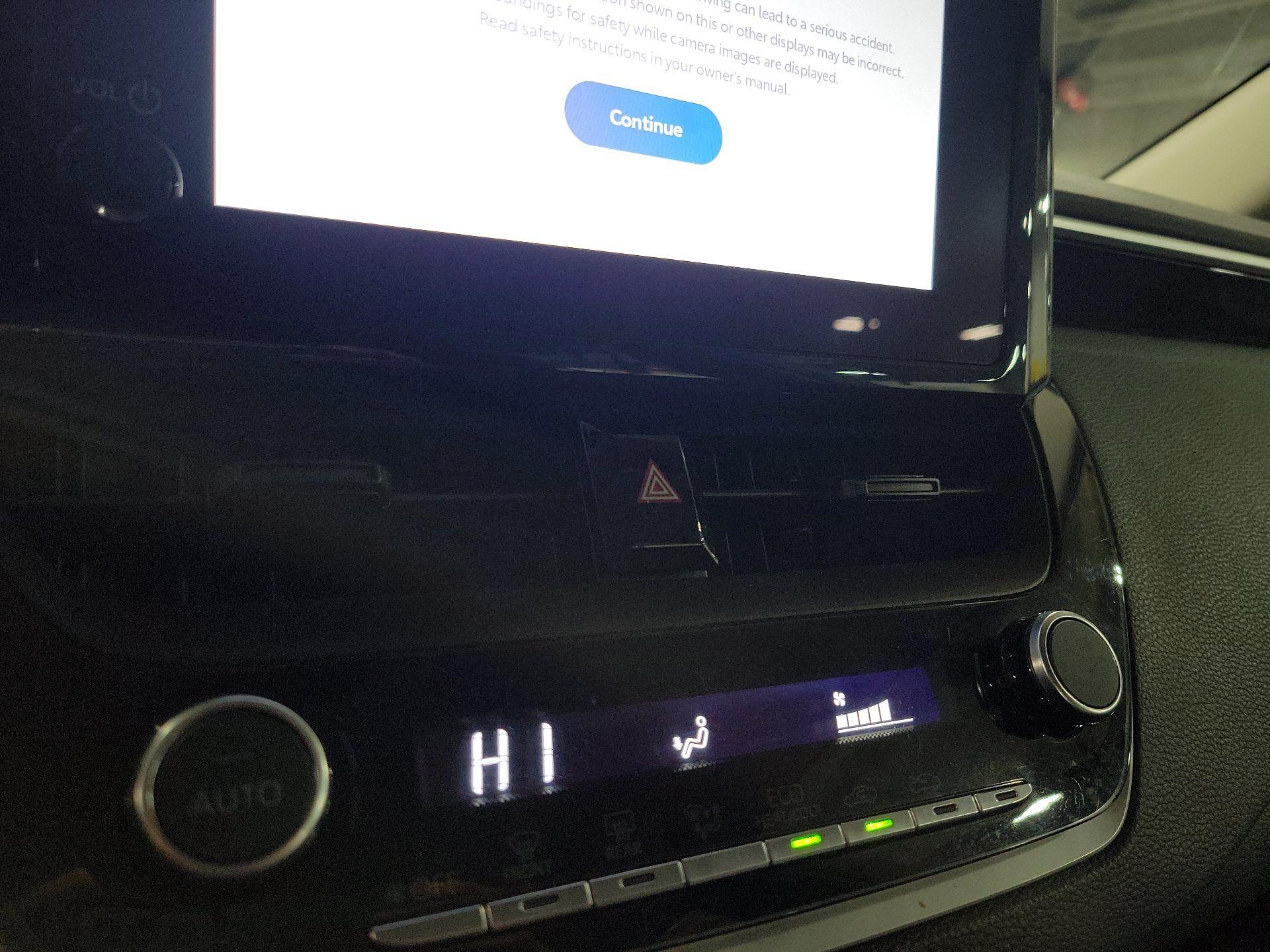 Thumbnail: 2024 Toyota Corolla - 16