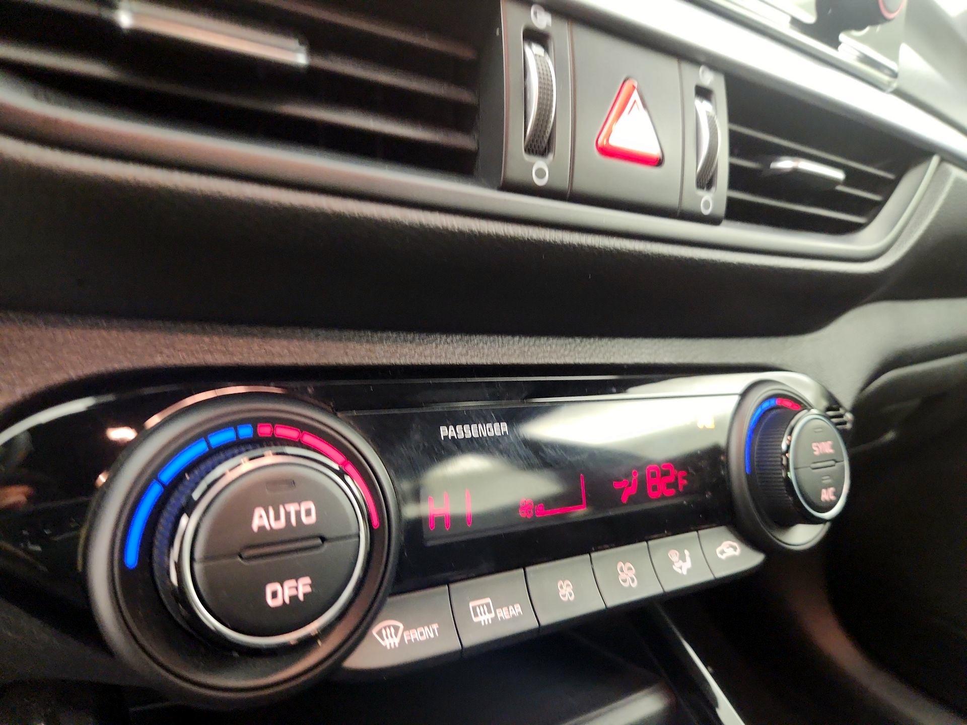 Thumbnail: 2023 Kia Forte - 16