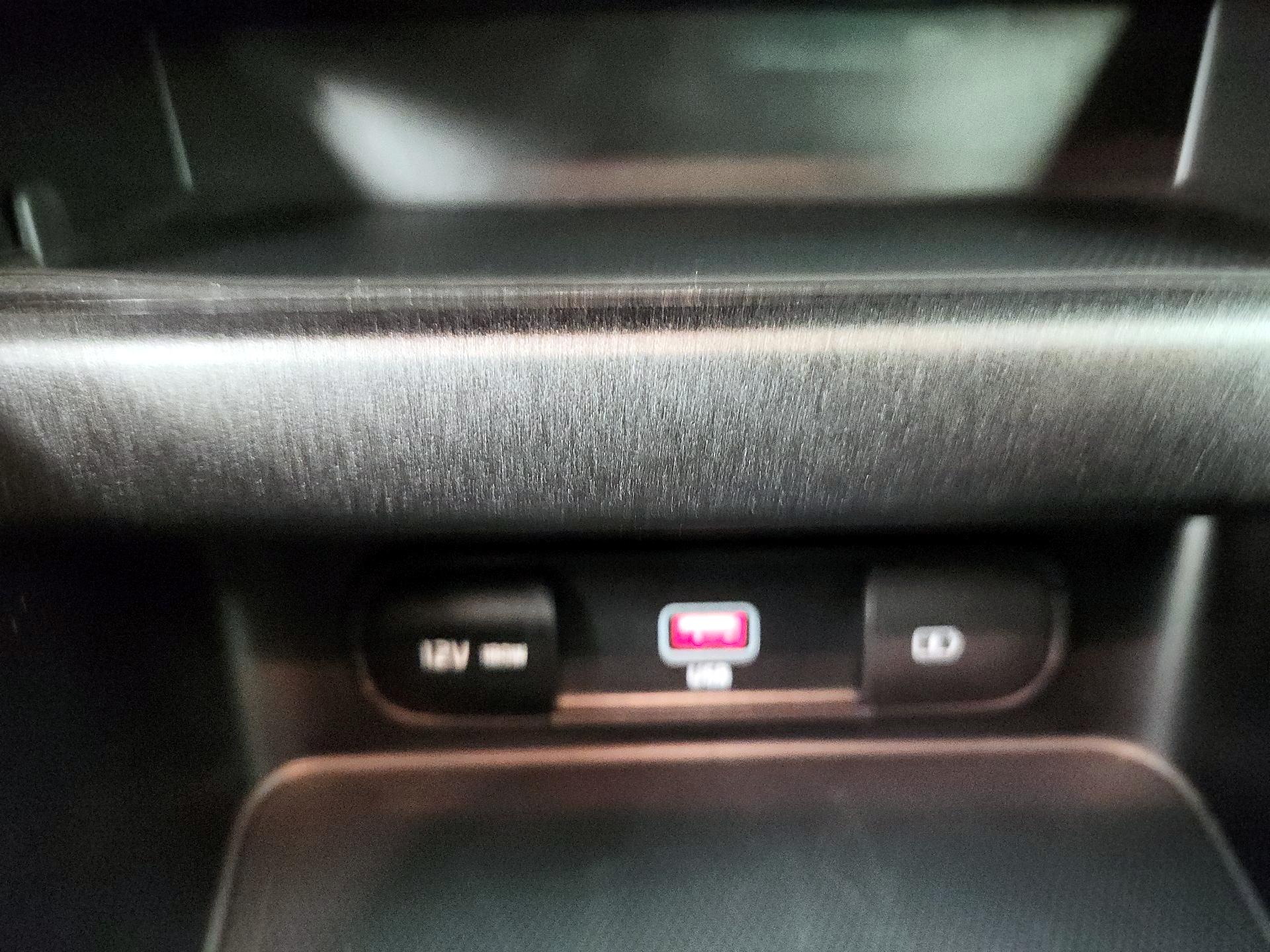 Thumbnail: 2023 Kia Forte - 18