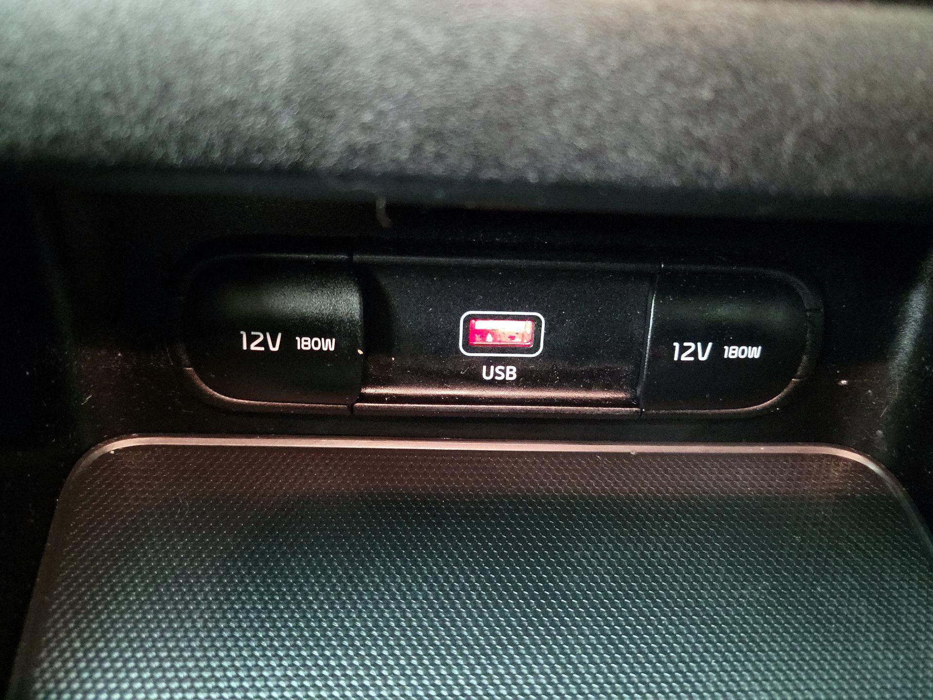 Thumbnail: 2023 Kia Forte - 18