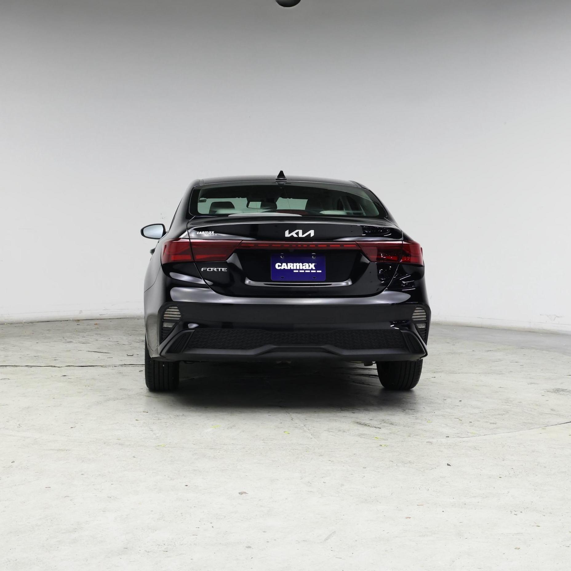 Thumbnail: 2023 Kia Forte - 6