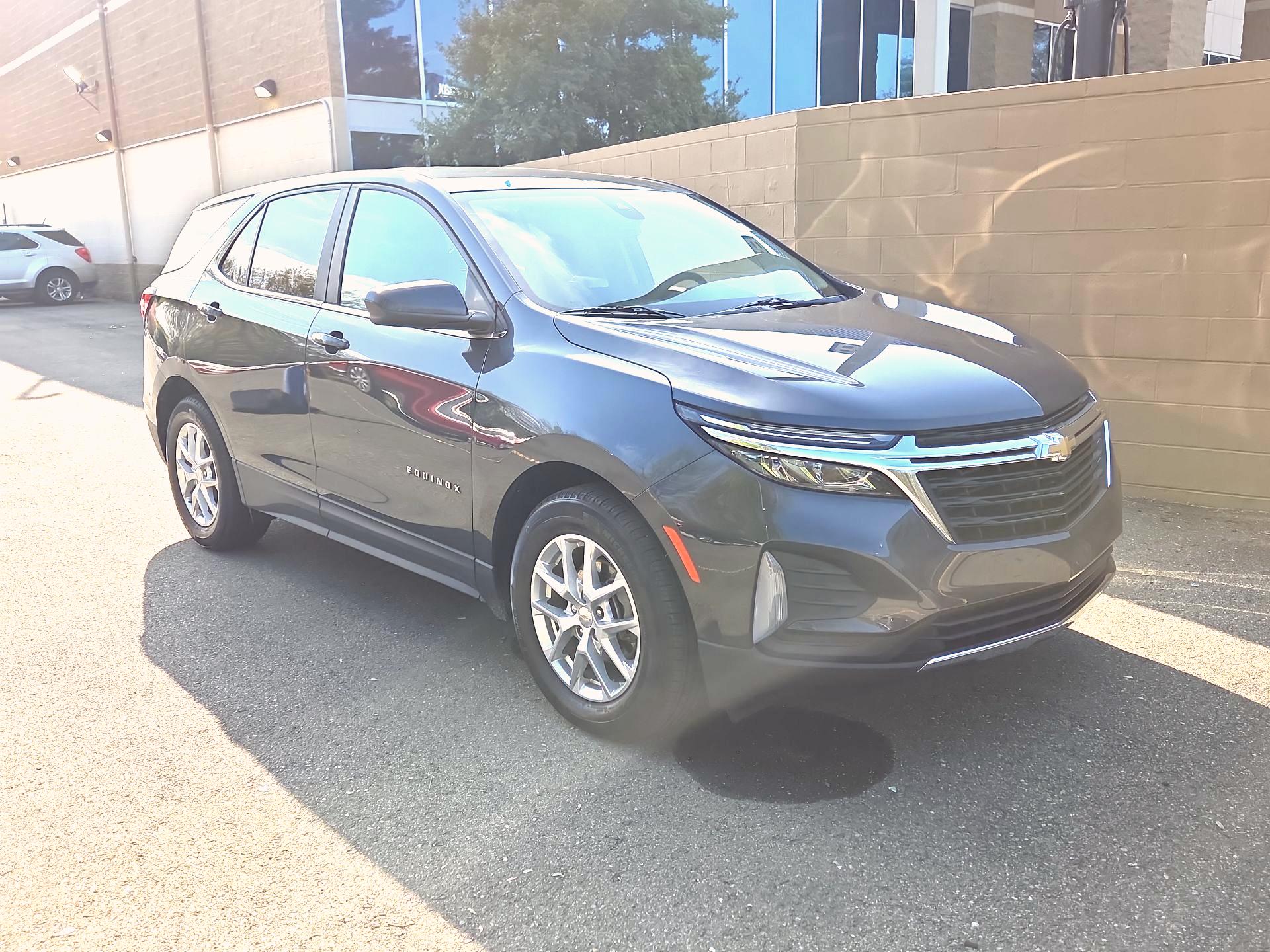 Thumbnail: 2023 Chevrolet Equinox - 1