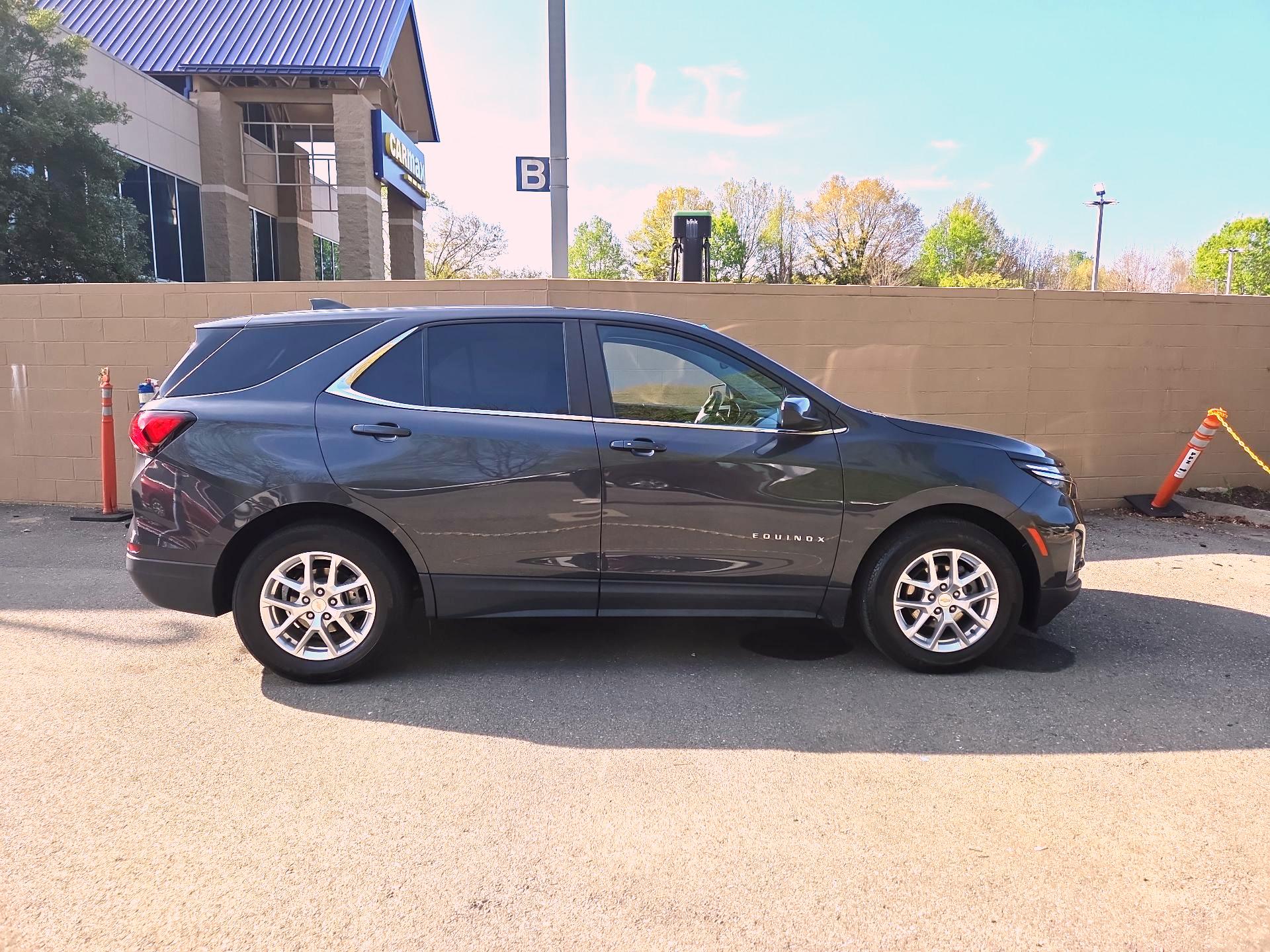 Thumbnail: 2023 Chevrolet Equinox - 4