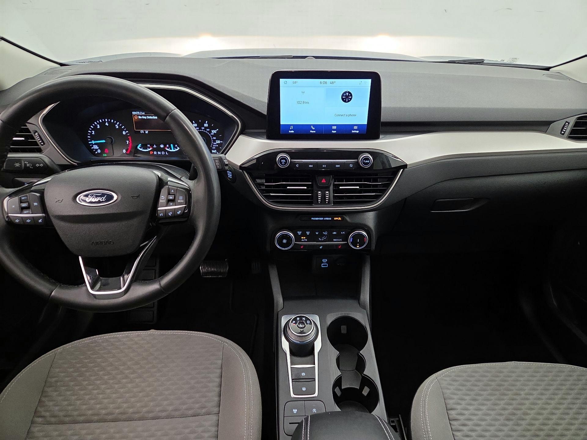 Thumbnail: 2022 Ford Escape - 9