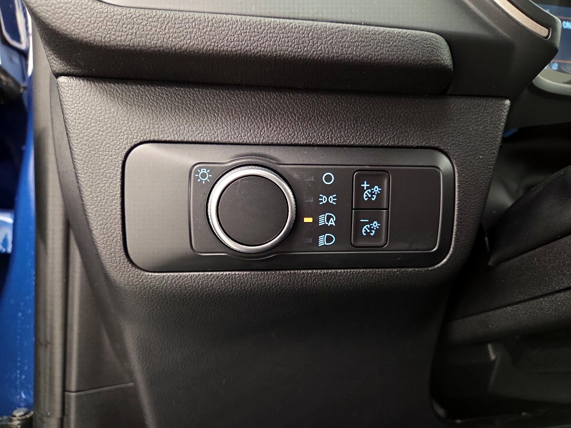 Thumbnail: 2022 Ford Escape - 13