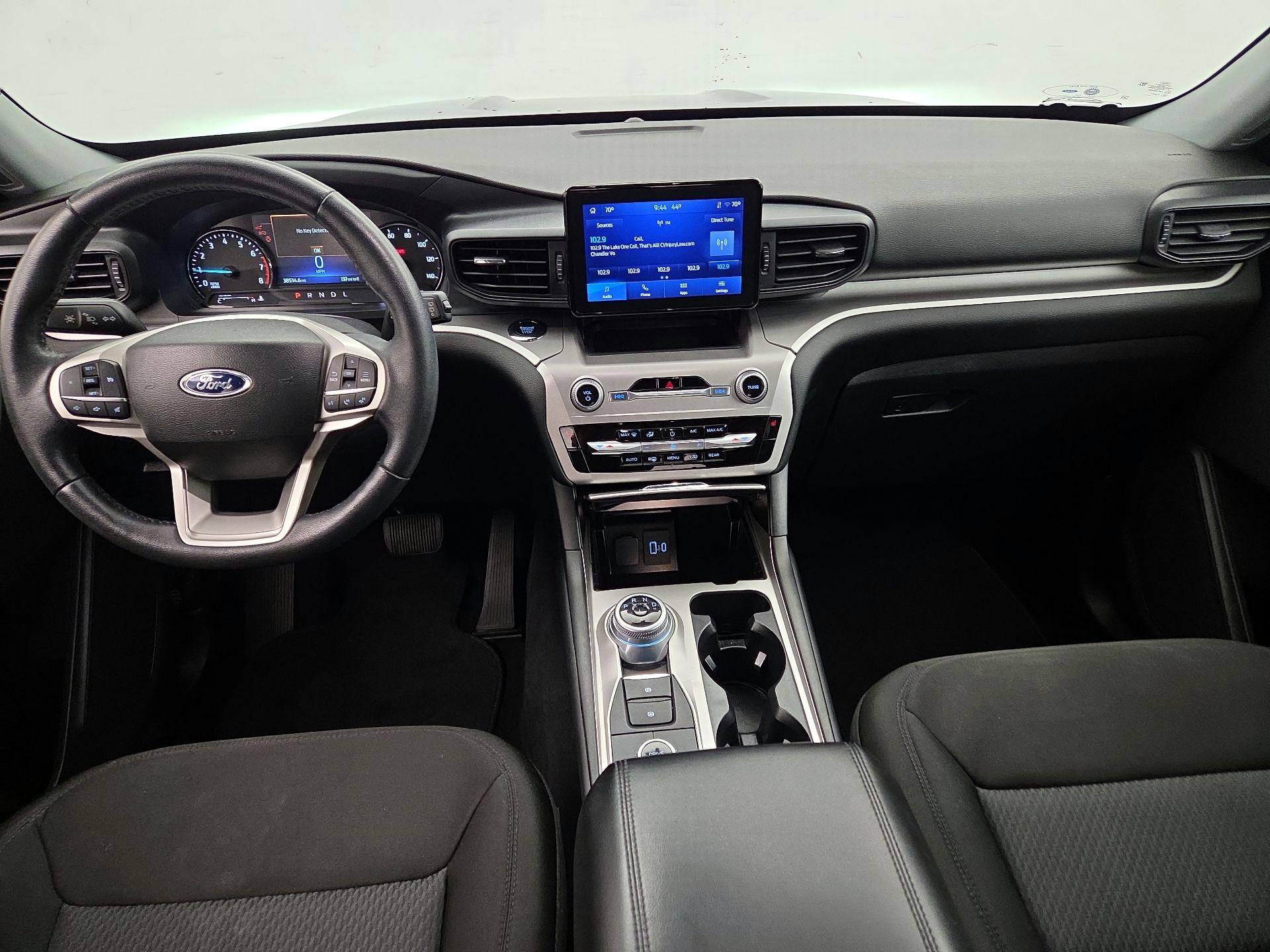 Thumbnail: 2022 Ford Explorer - 9