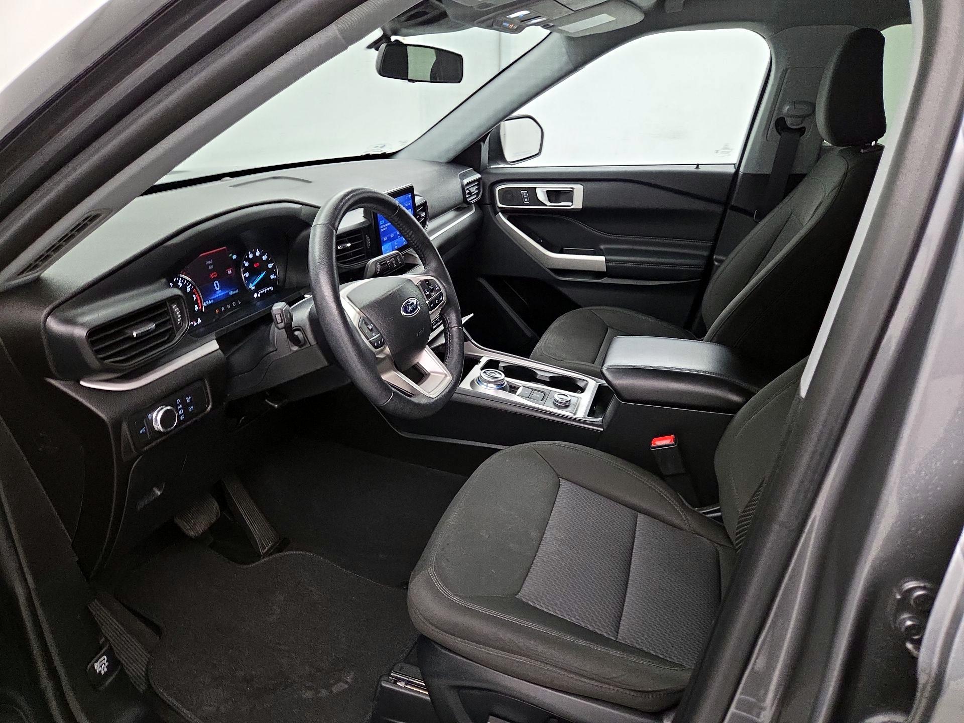 Thumbnail: 2022 Ford Explorer - 11