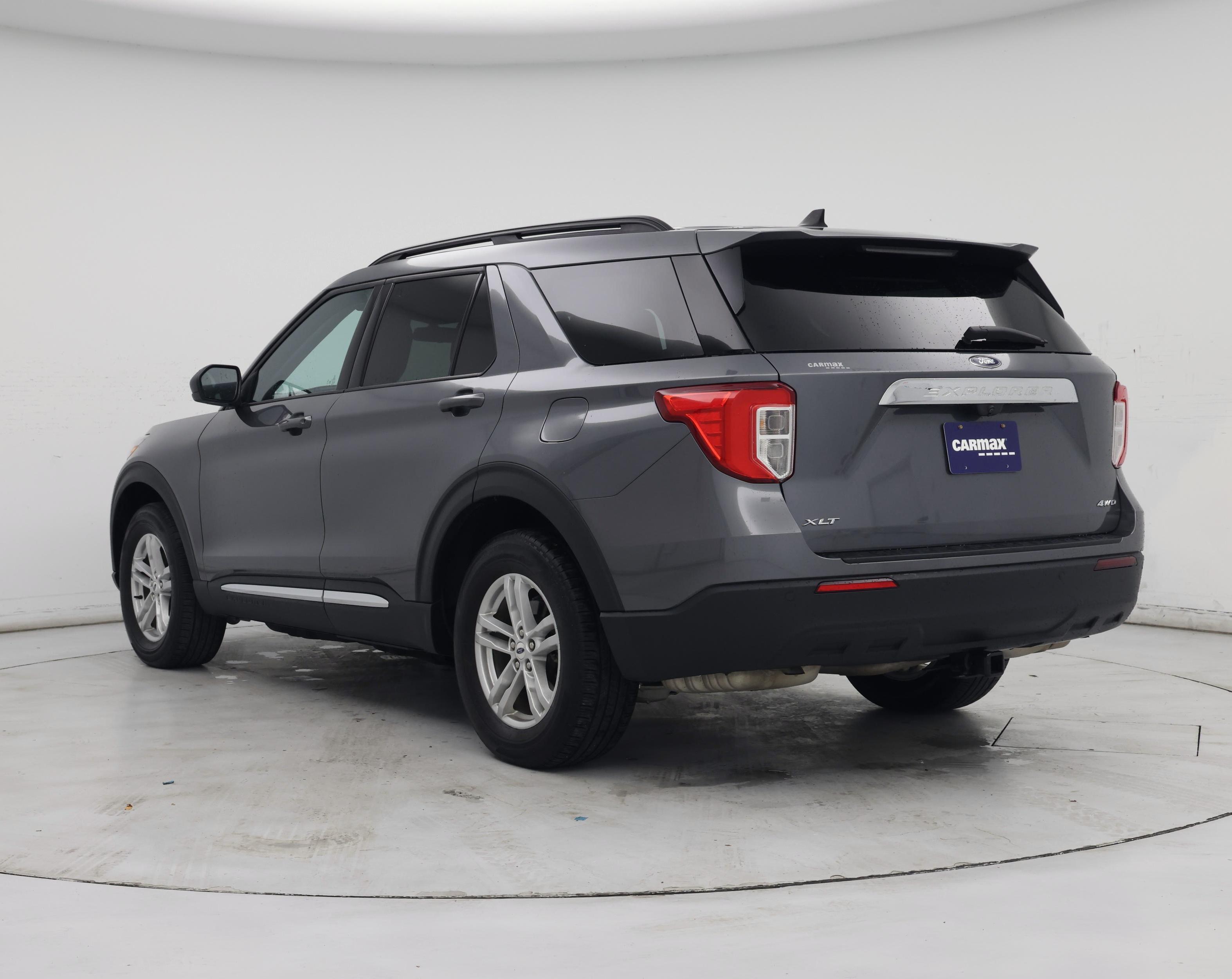 Thumbnail: 2022 Ford Explorer - 2