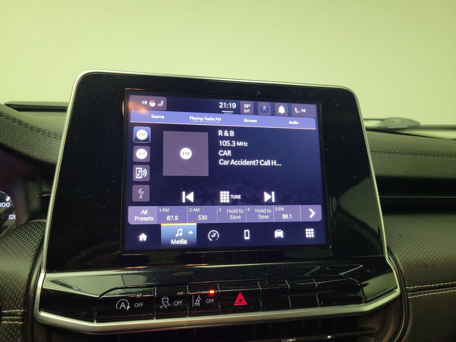 Thumbnail: 2022 Jeep Compass - 15