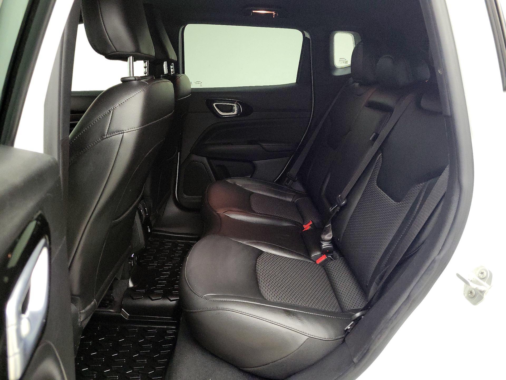 Thumbnail: 2022 Jeep Compass - 19