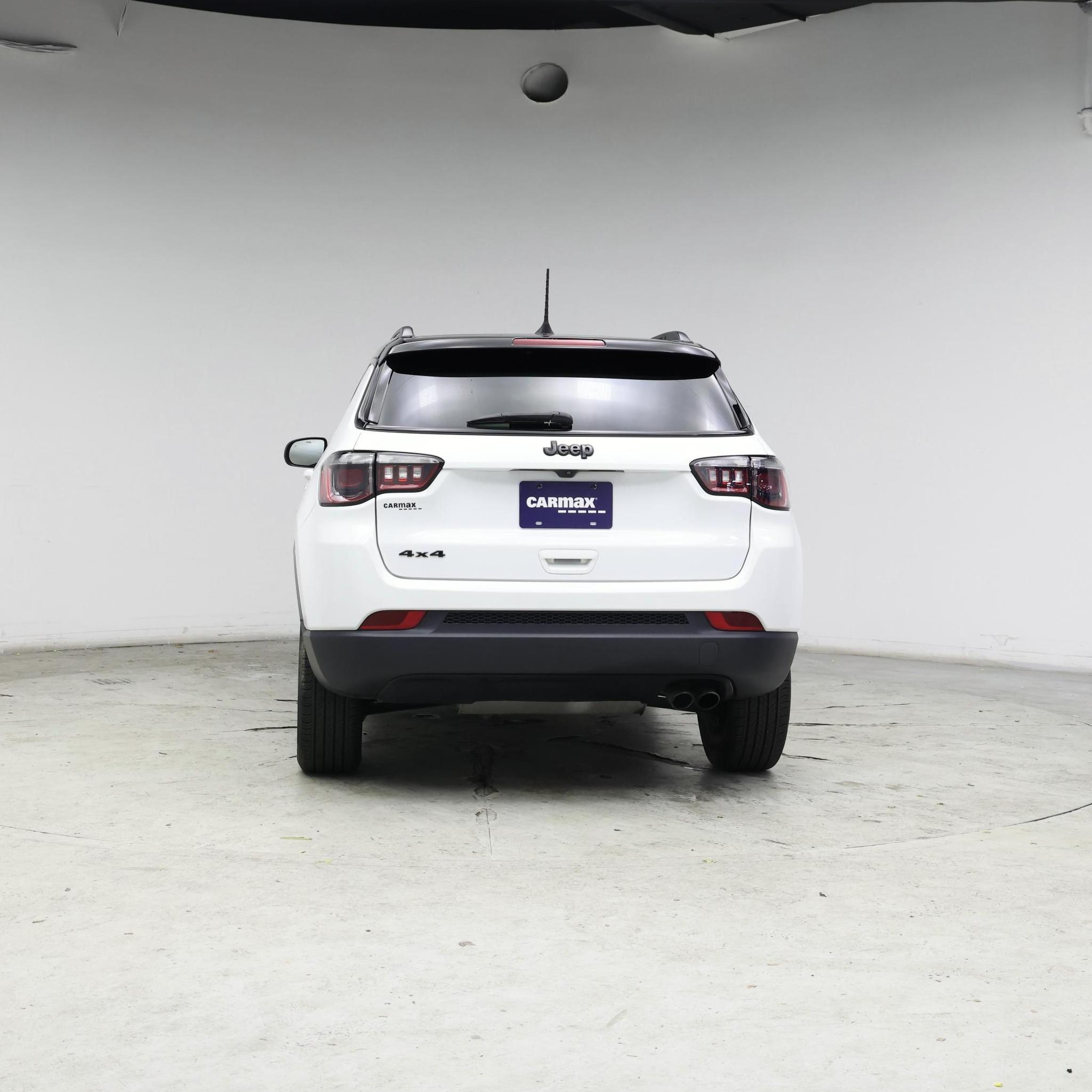 Thumbnail: 2022 Jeep Compass - 6